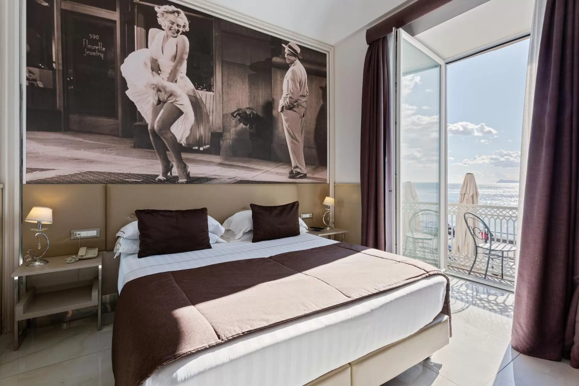 Junior Suite with Sea View in Partenope Relais