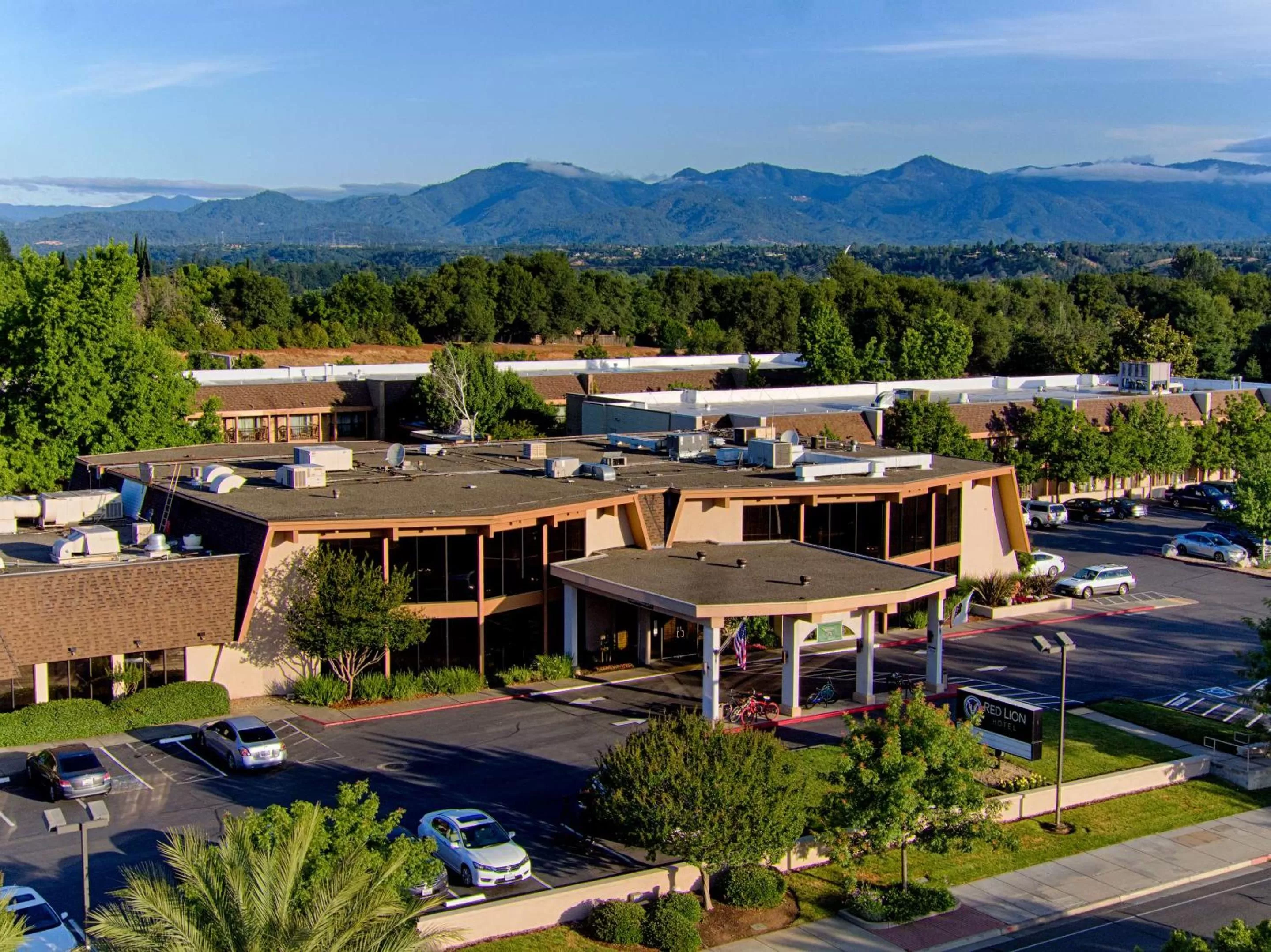 Landmark view in Red Lion Hotel Redding
