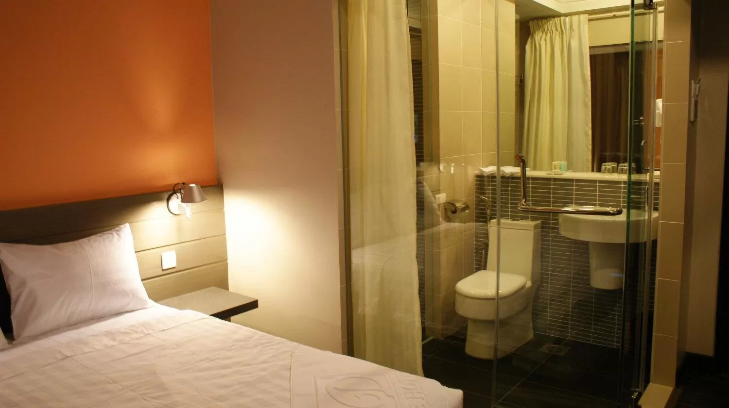 Deluxe Double or Twin Room in De Hotel Ipoh
