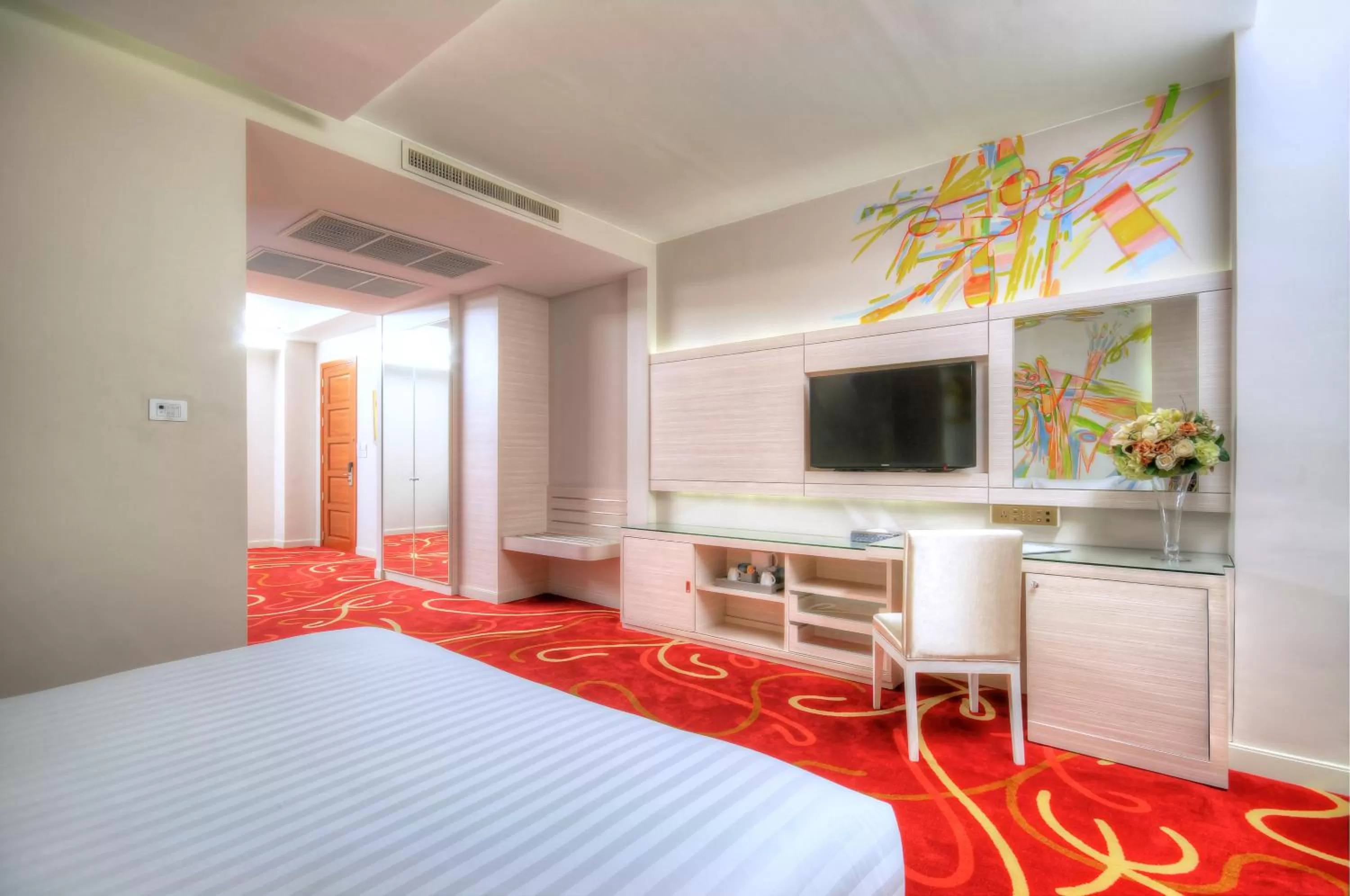 Junior Suite (No Window) in One One Bangkok