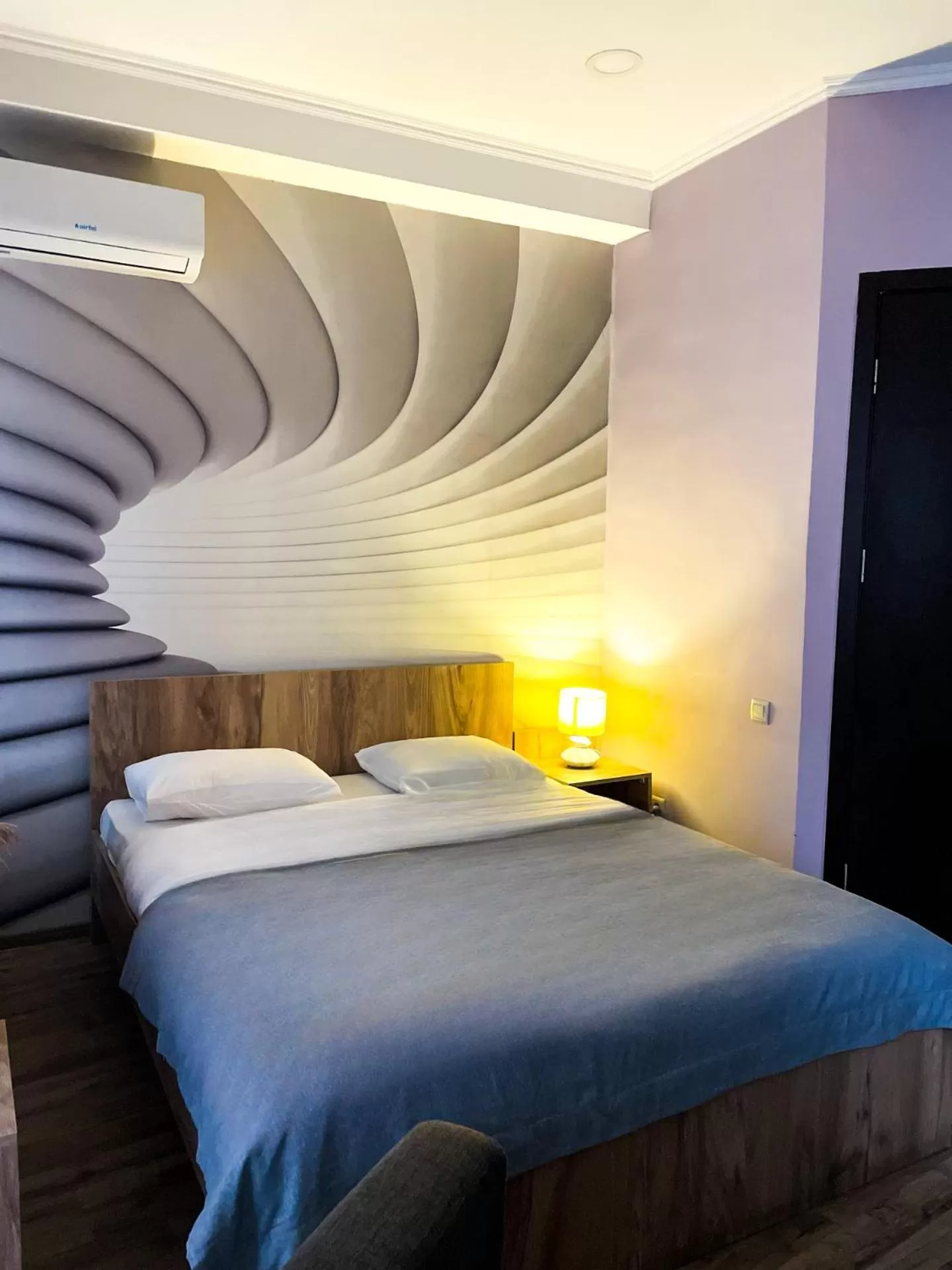 Deluxe Double Room with Extra Bed in Hotel Dcorner