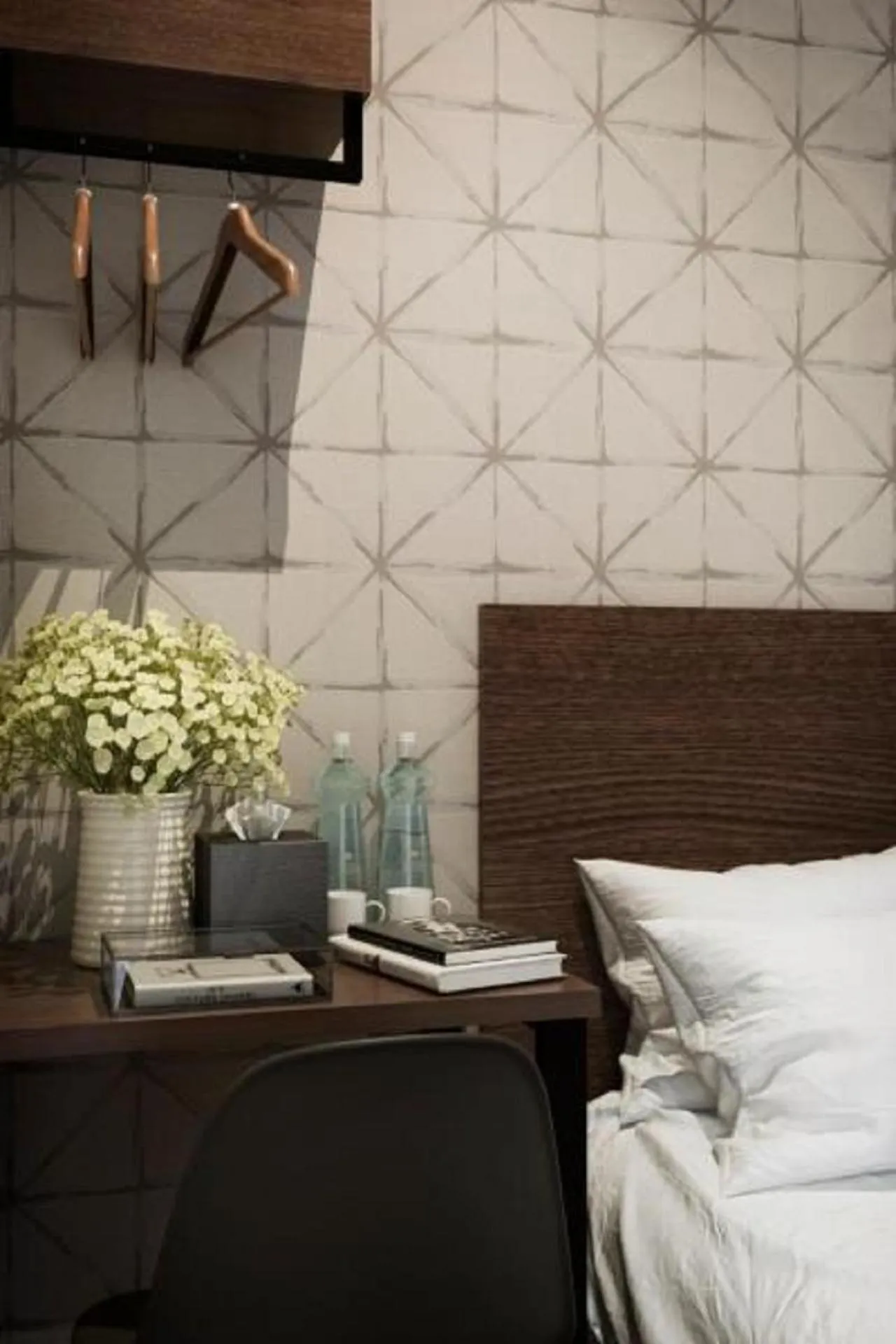 FAMILY ROOM (2 QUEENS) WINDOW in The Square Hotel