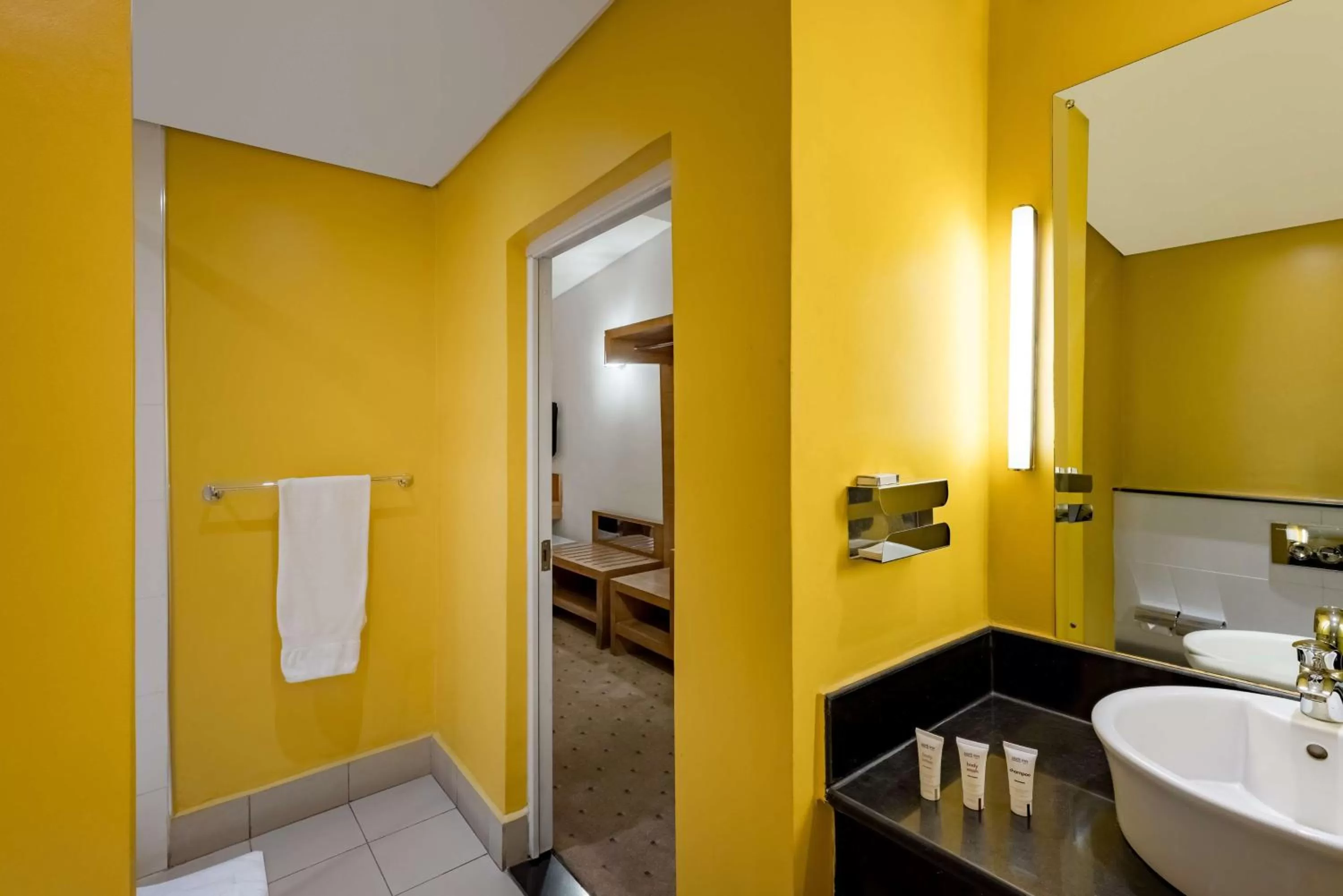 Standard Room with Balcony and Pool View in Park Inn by Radisson Abeokuta