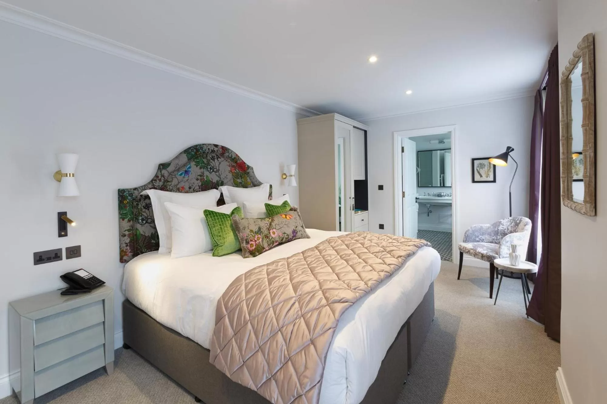 Deluxe Double Room in Gonville Hotel