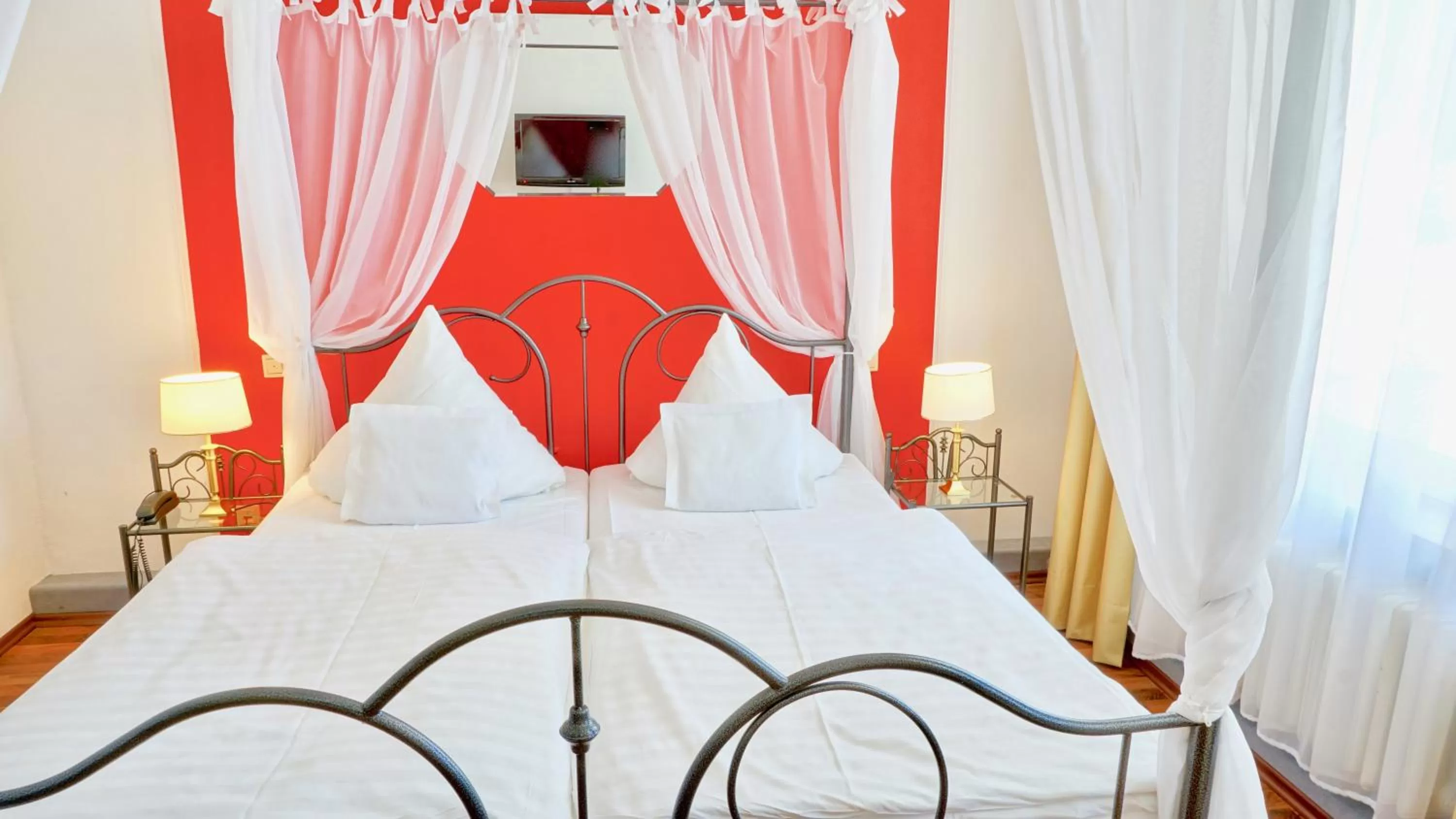 Economy Double Room in Hotel Alpha