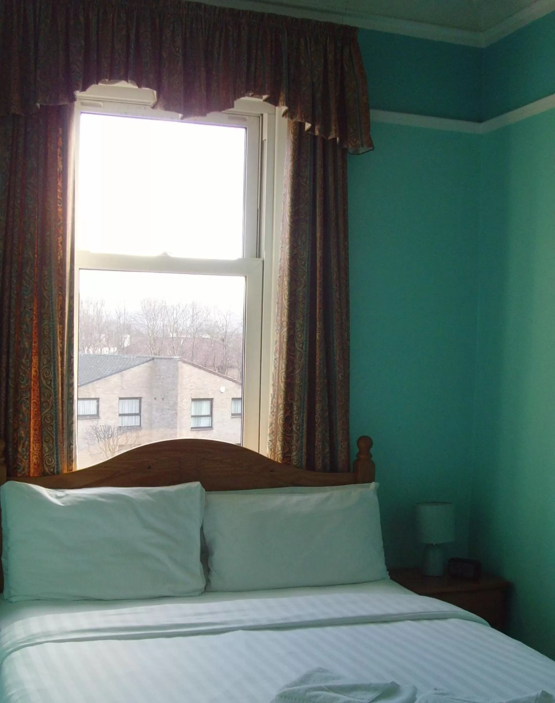 Double Room with Shared Bathroom in Twin Lions Hotel