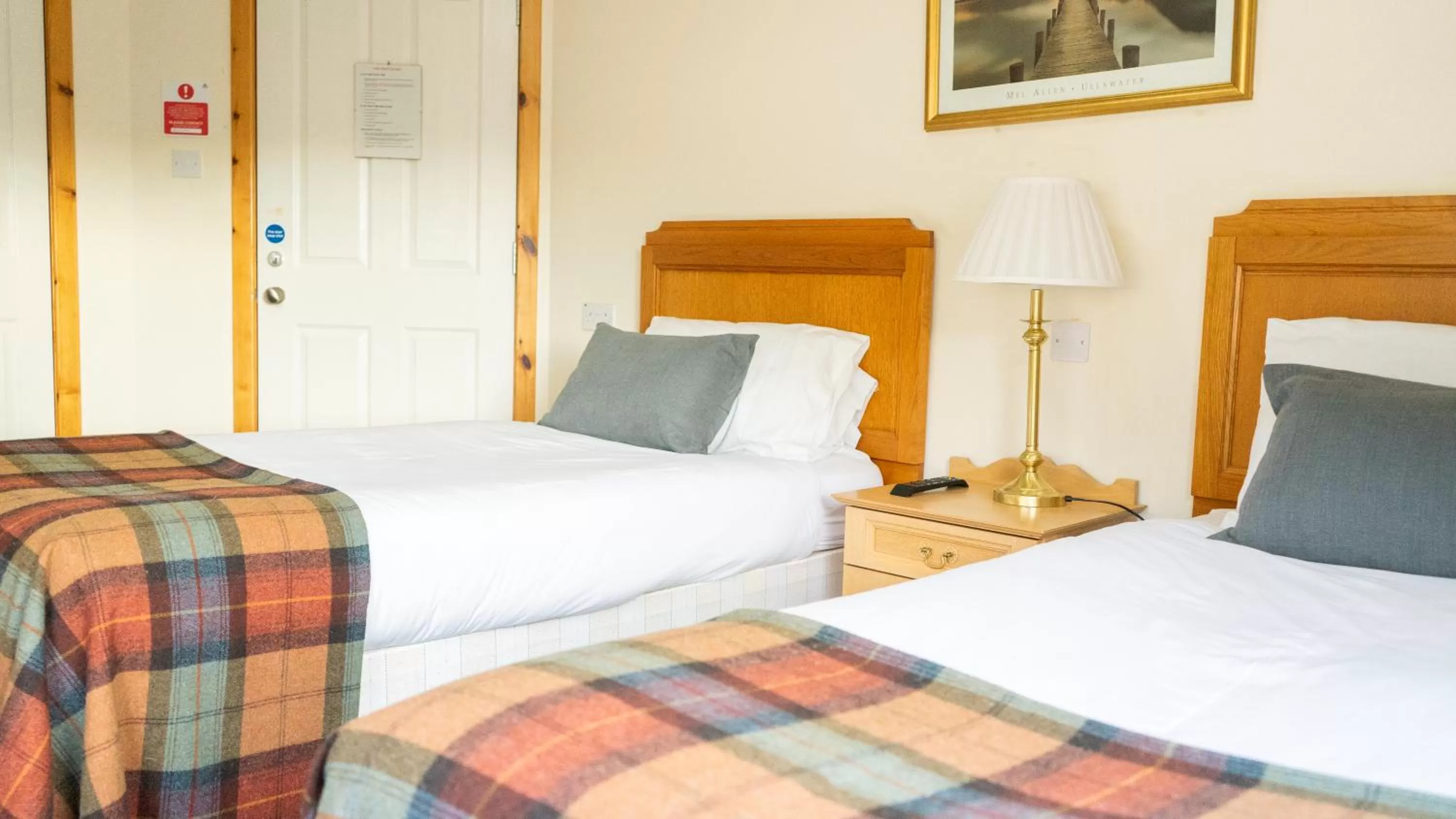 Twin Room in West End Hotel