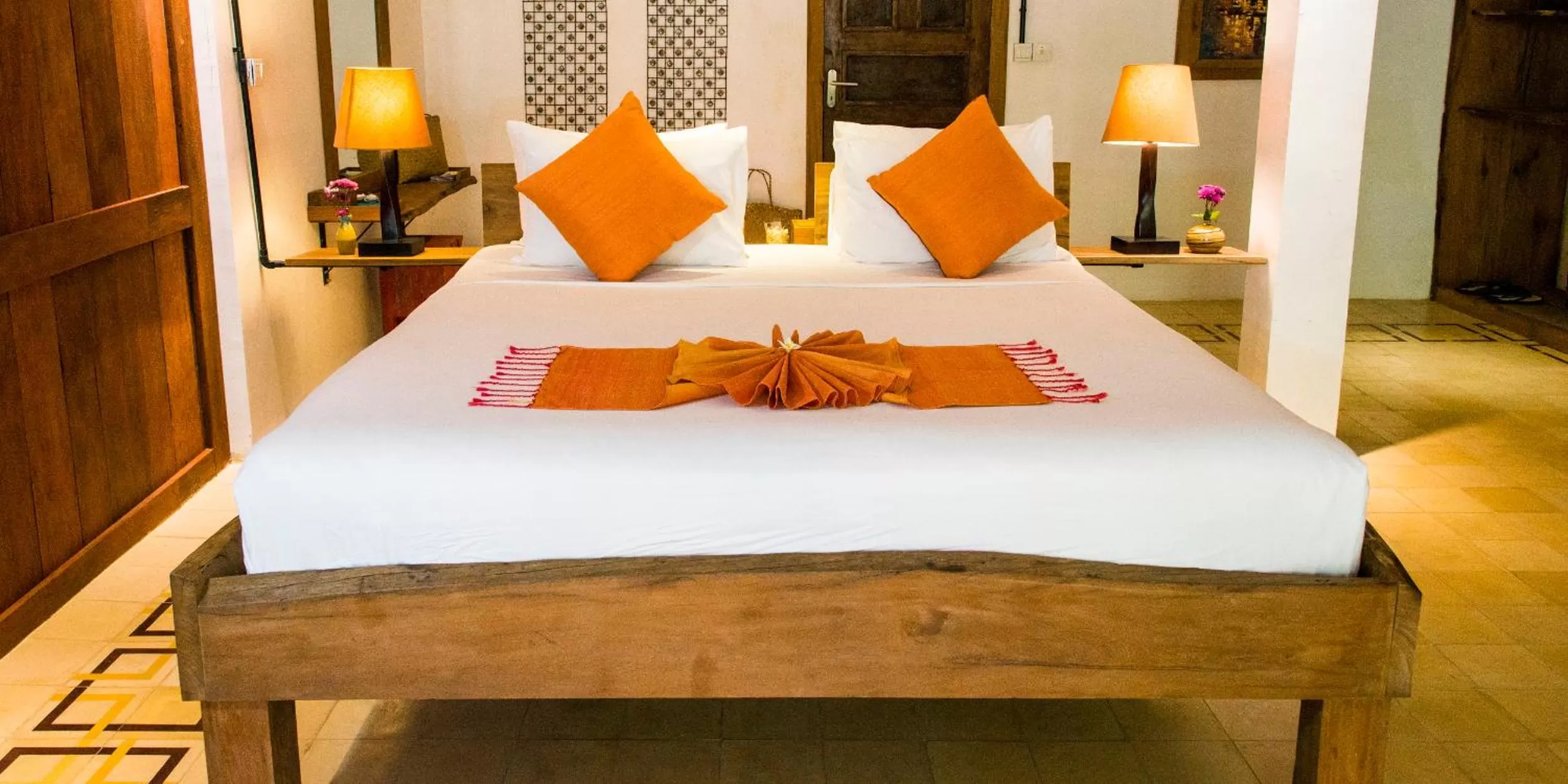 Frangipane Plus Double - Twin on request in Maisons Wat Kor