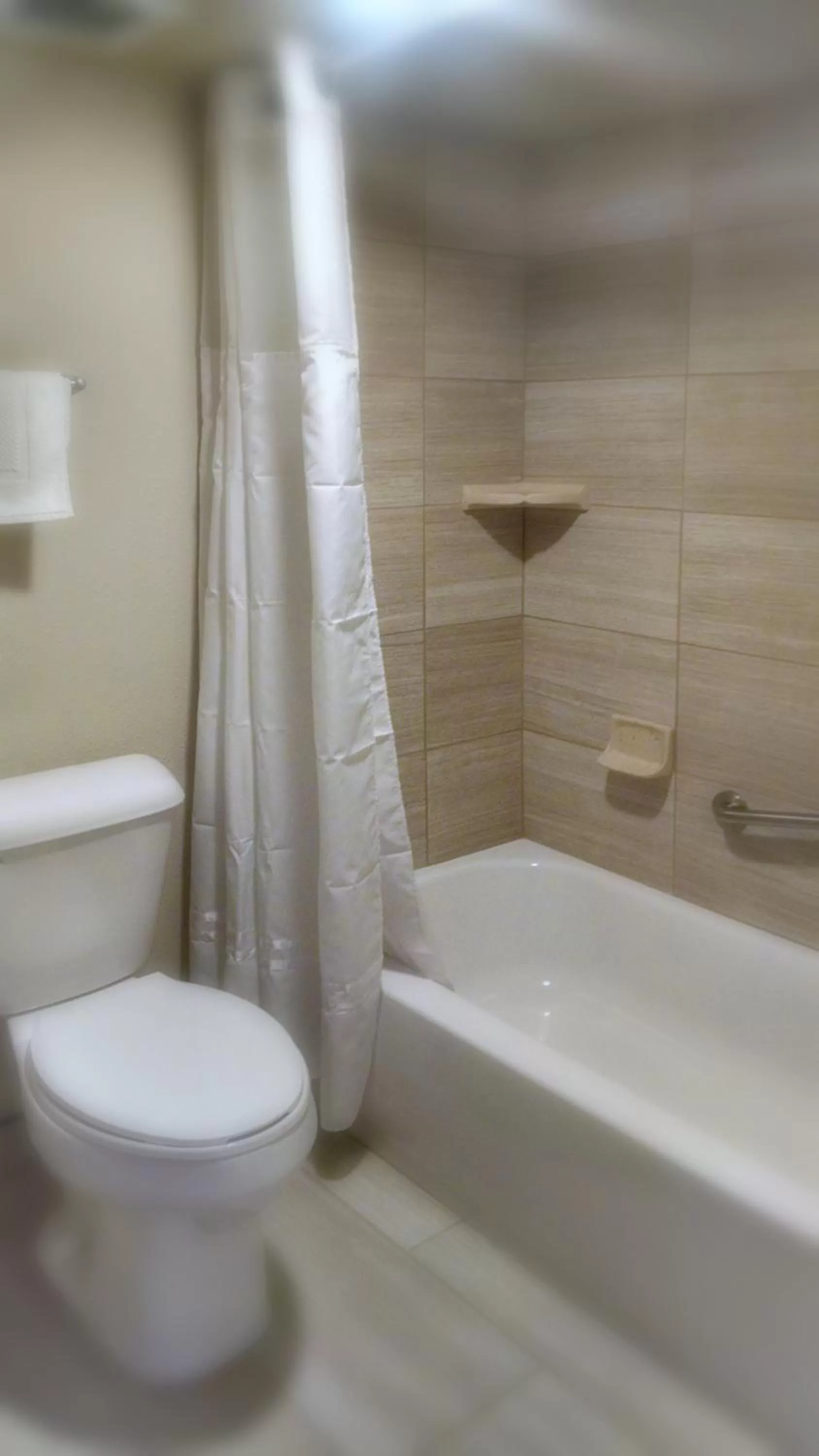 Queen Room with City View - Two Queen Beds in Aspen Select