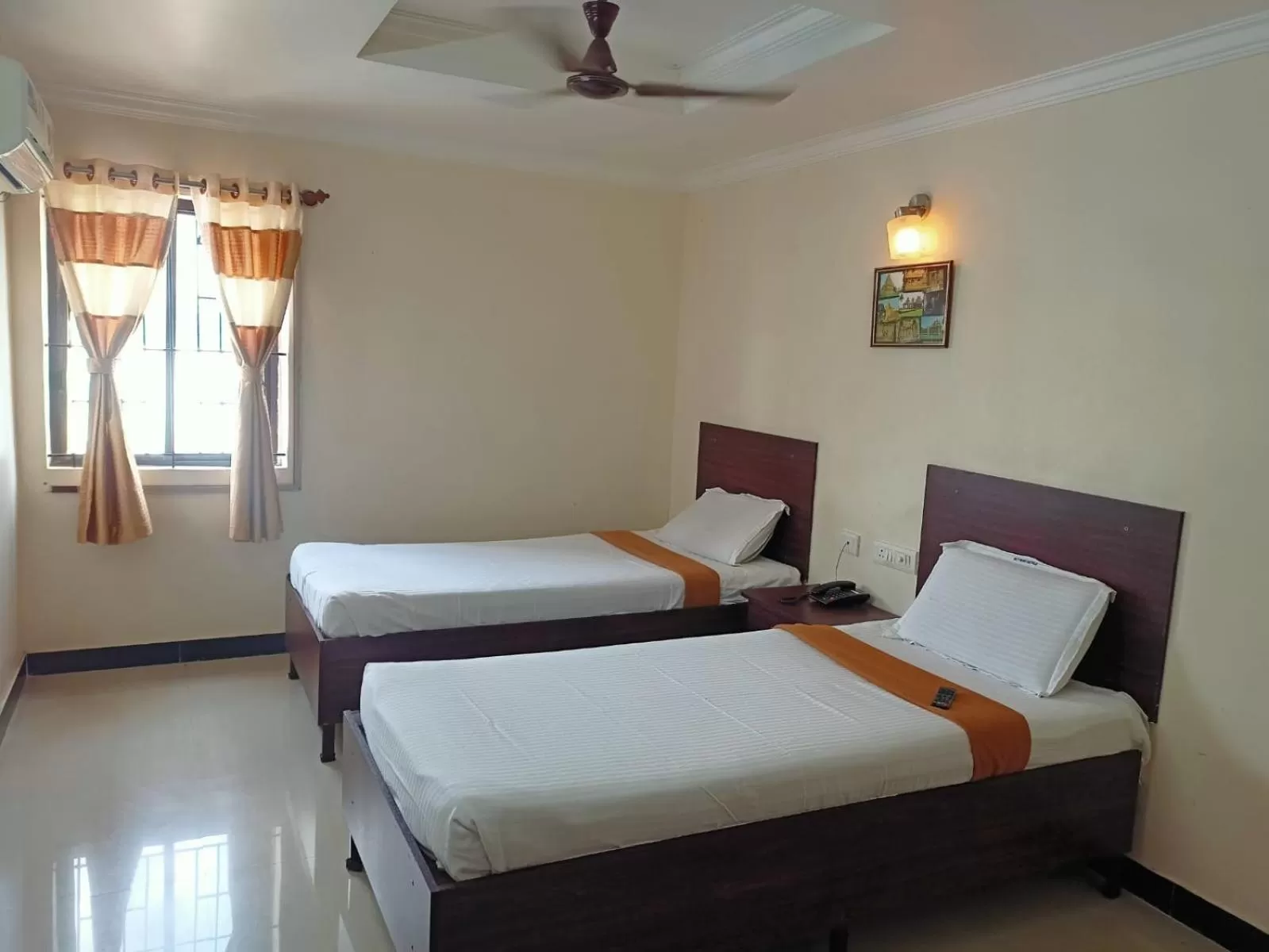 Budget Double Room - single occupancy in SKY PARK HOTELS