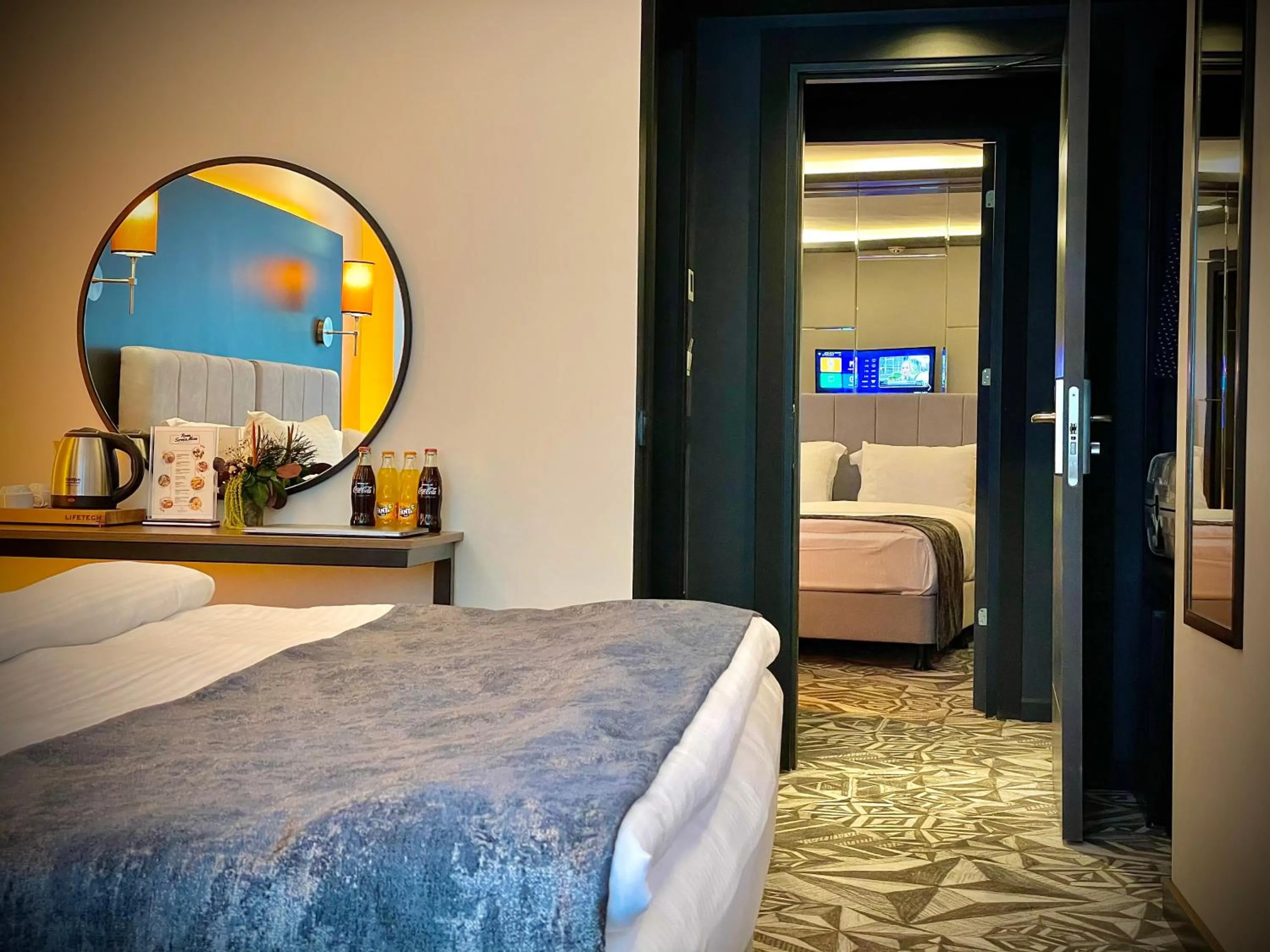 Two Connecting Double Rooms in Weingart Istanbul