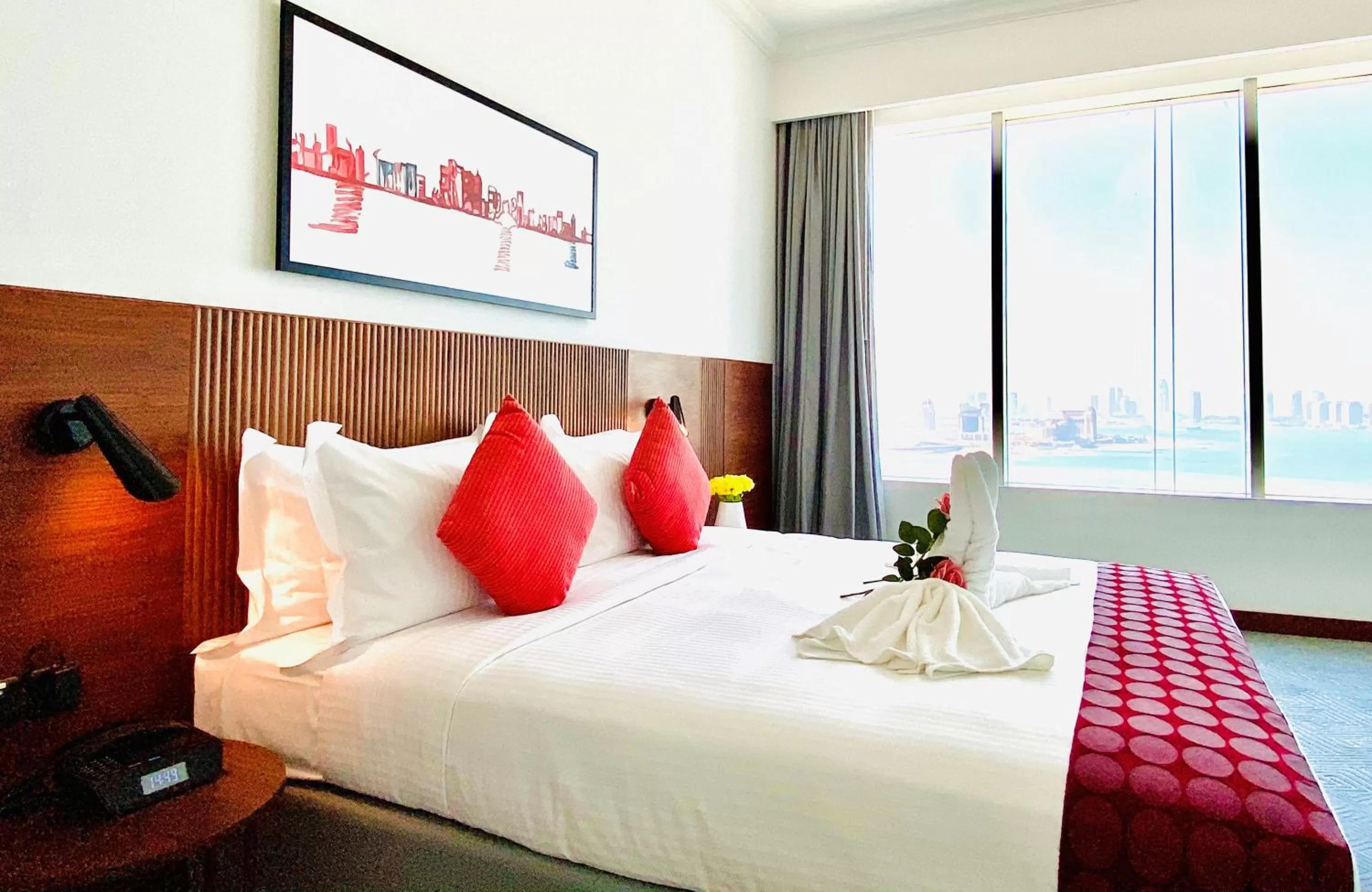 Three Bedroom Deluxe in Somerset West Bay Doha