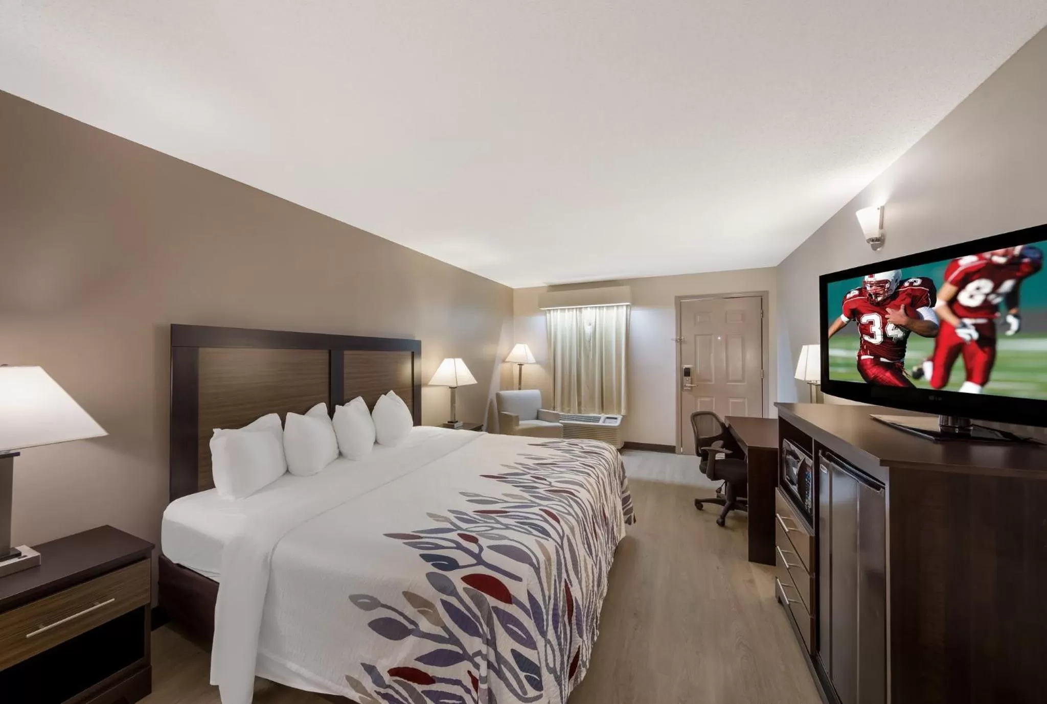 Superior King Room Smoking in Red Roof Inn Jasper