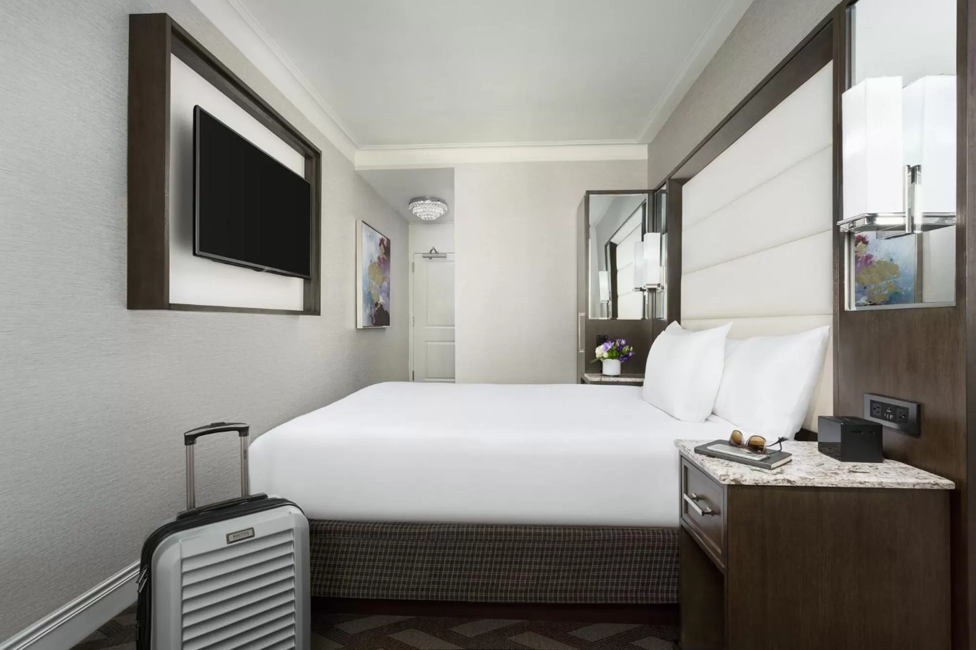 Wicked Small Queen Room  in Hilton Boston Park Plaza