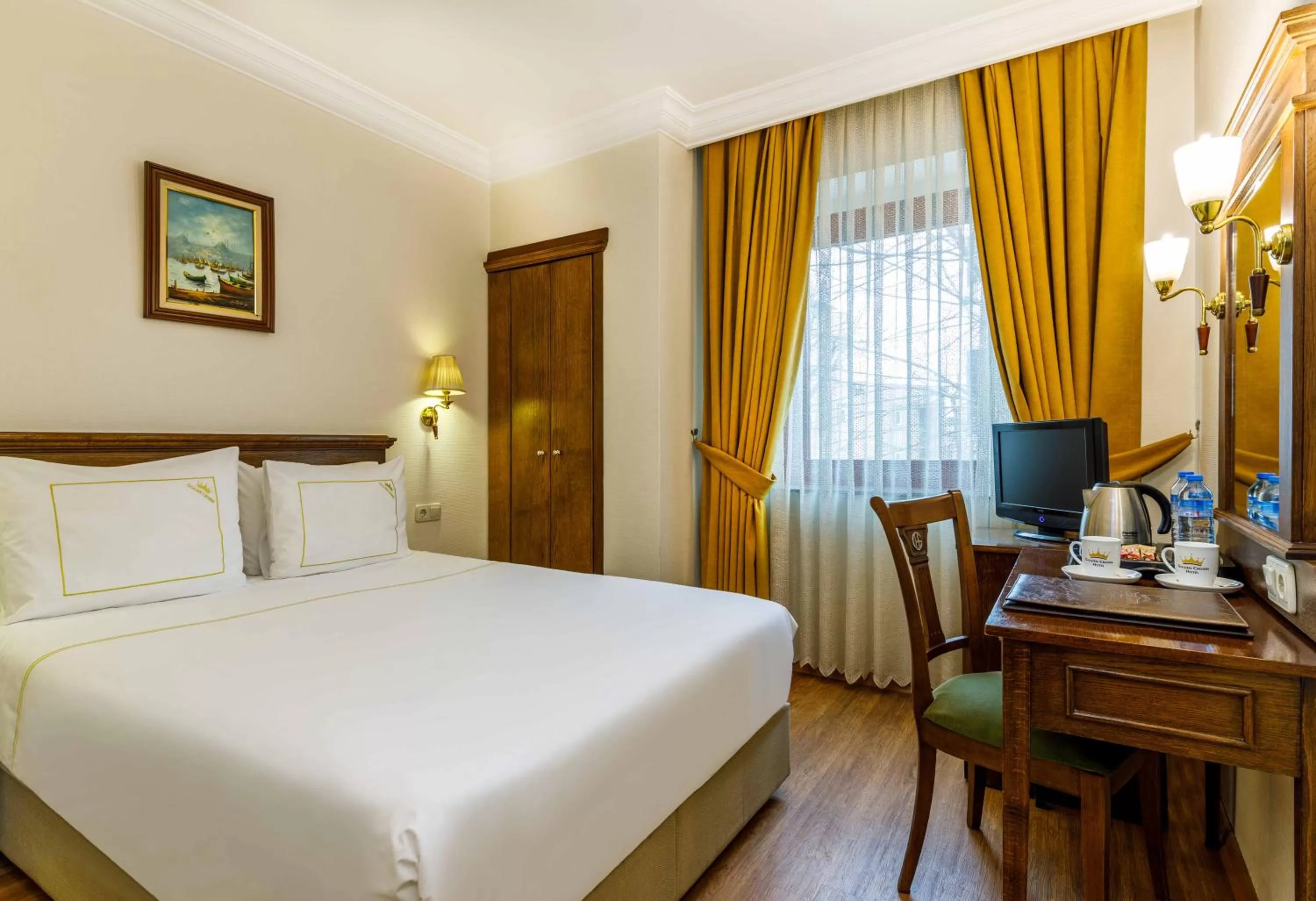 Standard Double or Twin Room in Golden Crown Hotel