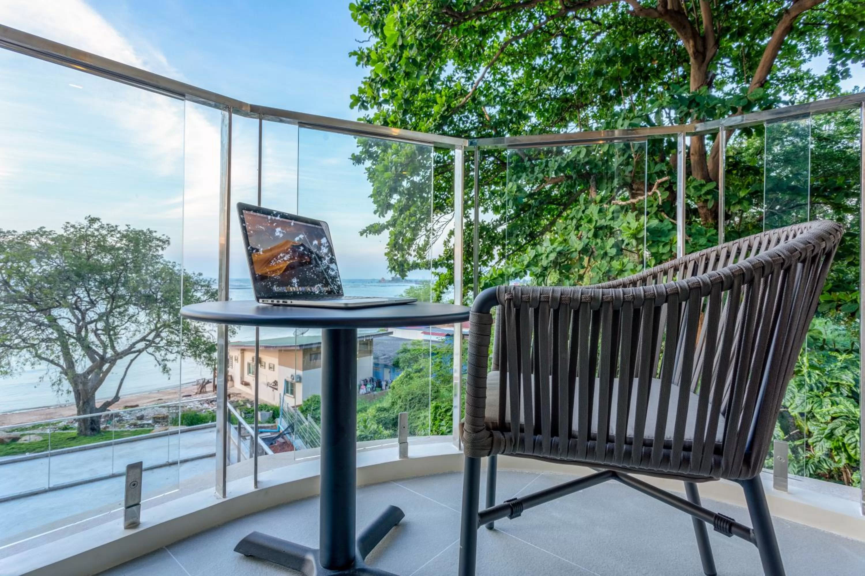 Deluxe Ocean View Twin in Centara Sonrisa Residences & Suites Sriracha - SHA Extra Plus