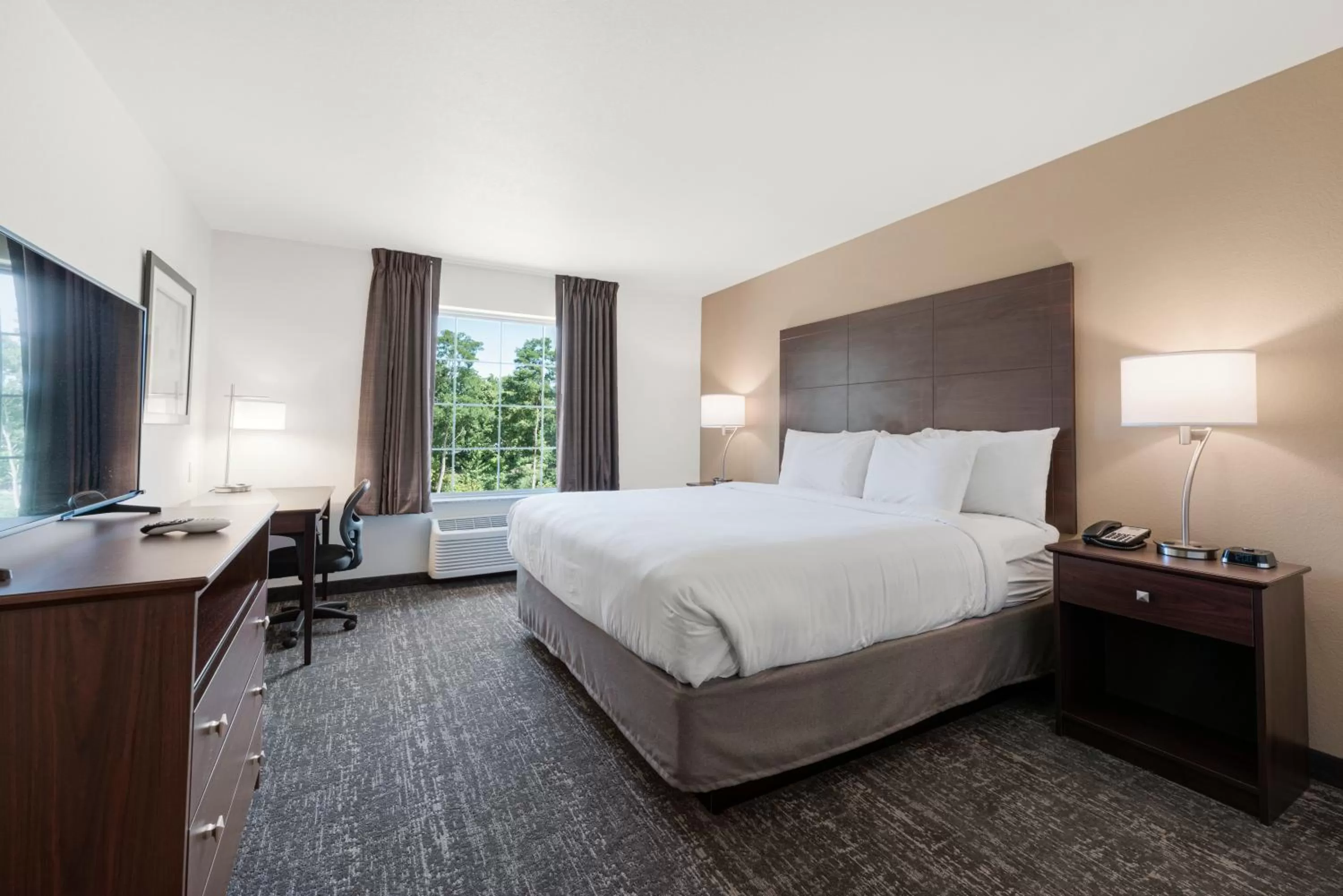 King Room in Cobblestone Hotel & Suites - Urbana