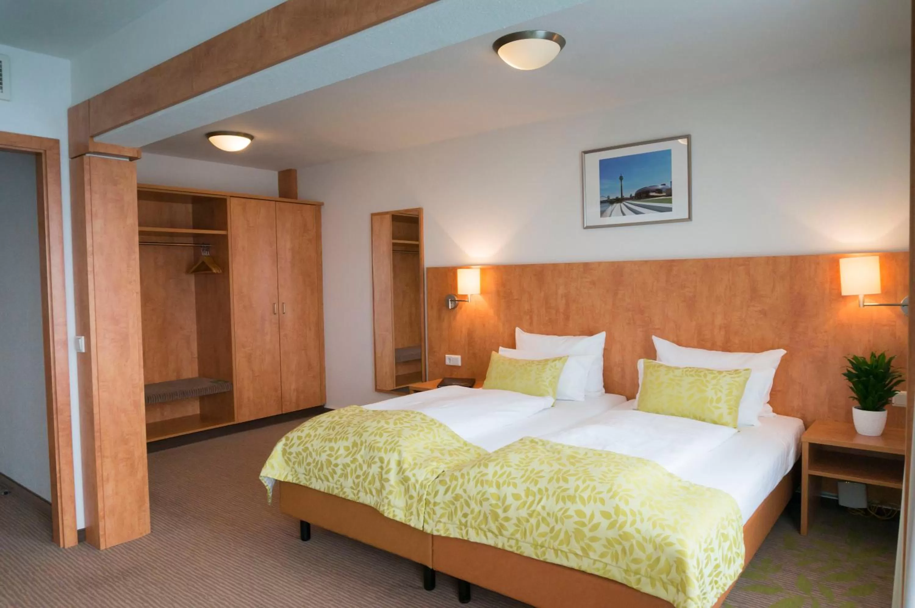 Junior Suite - single occupancy in Hotel Mingarden