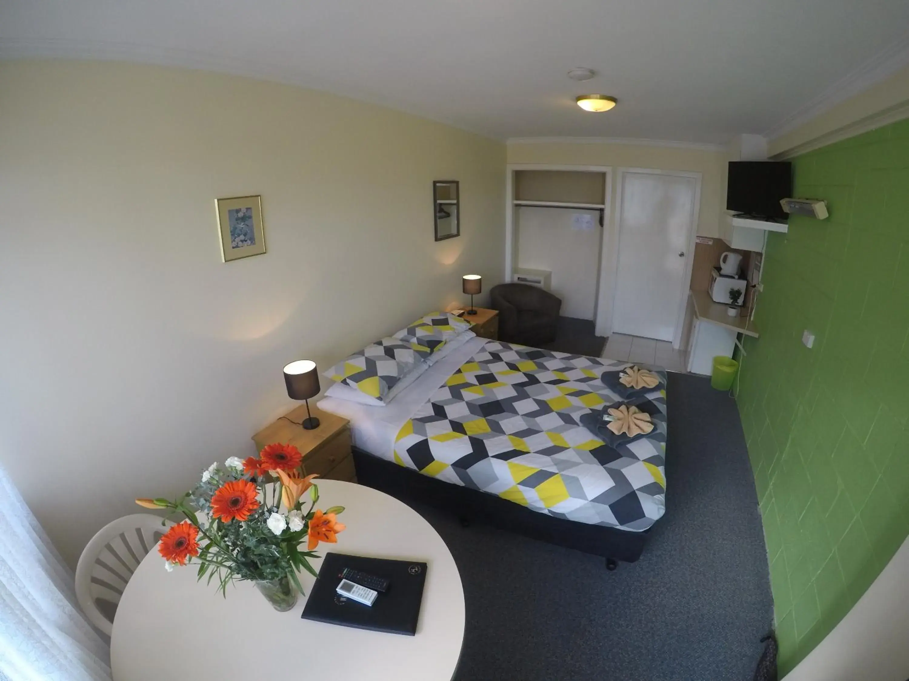 Turn-in Motel Turn-in Motel