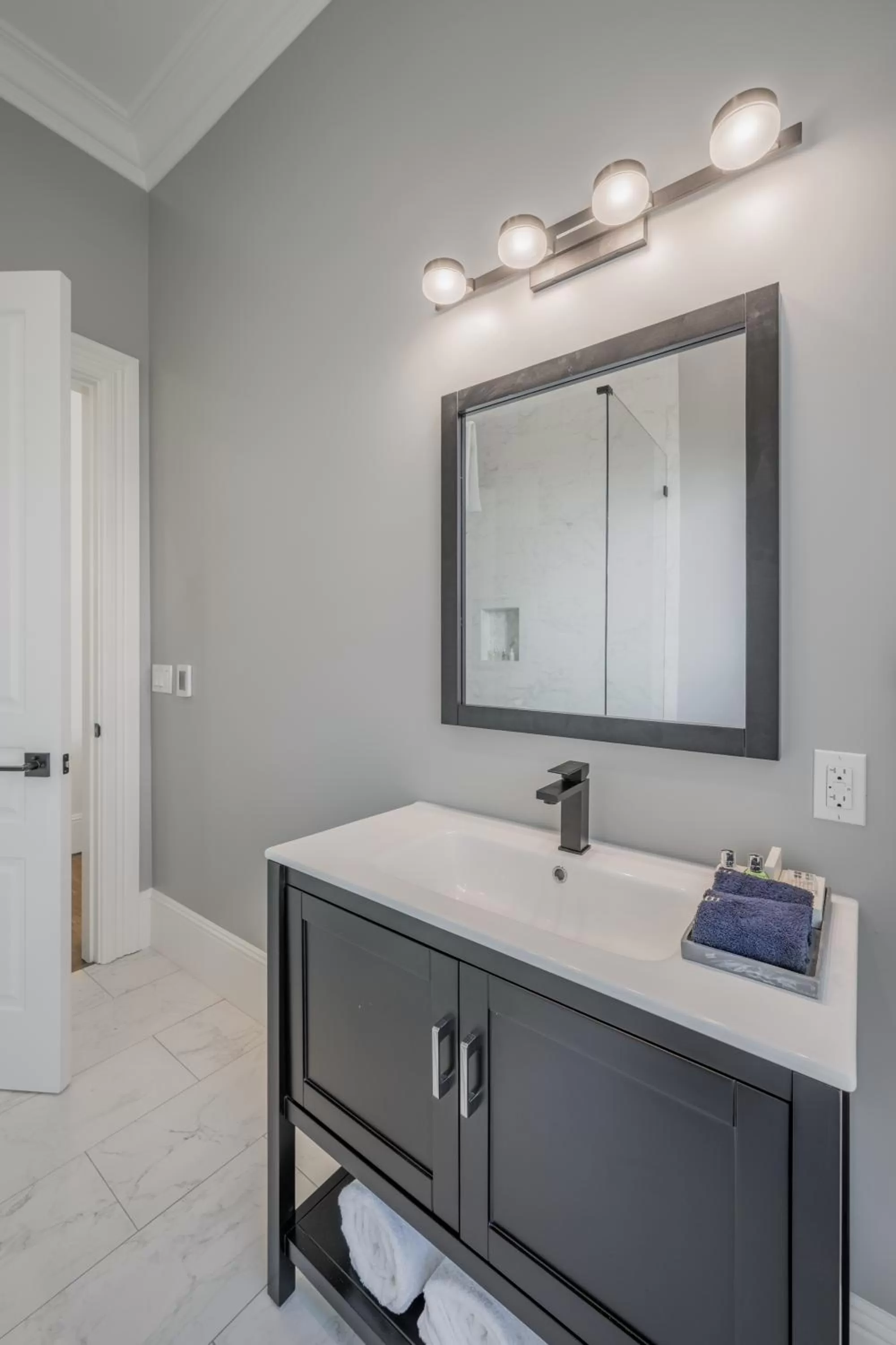 Superior King Room in The George - Luxury Boutique Inn