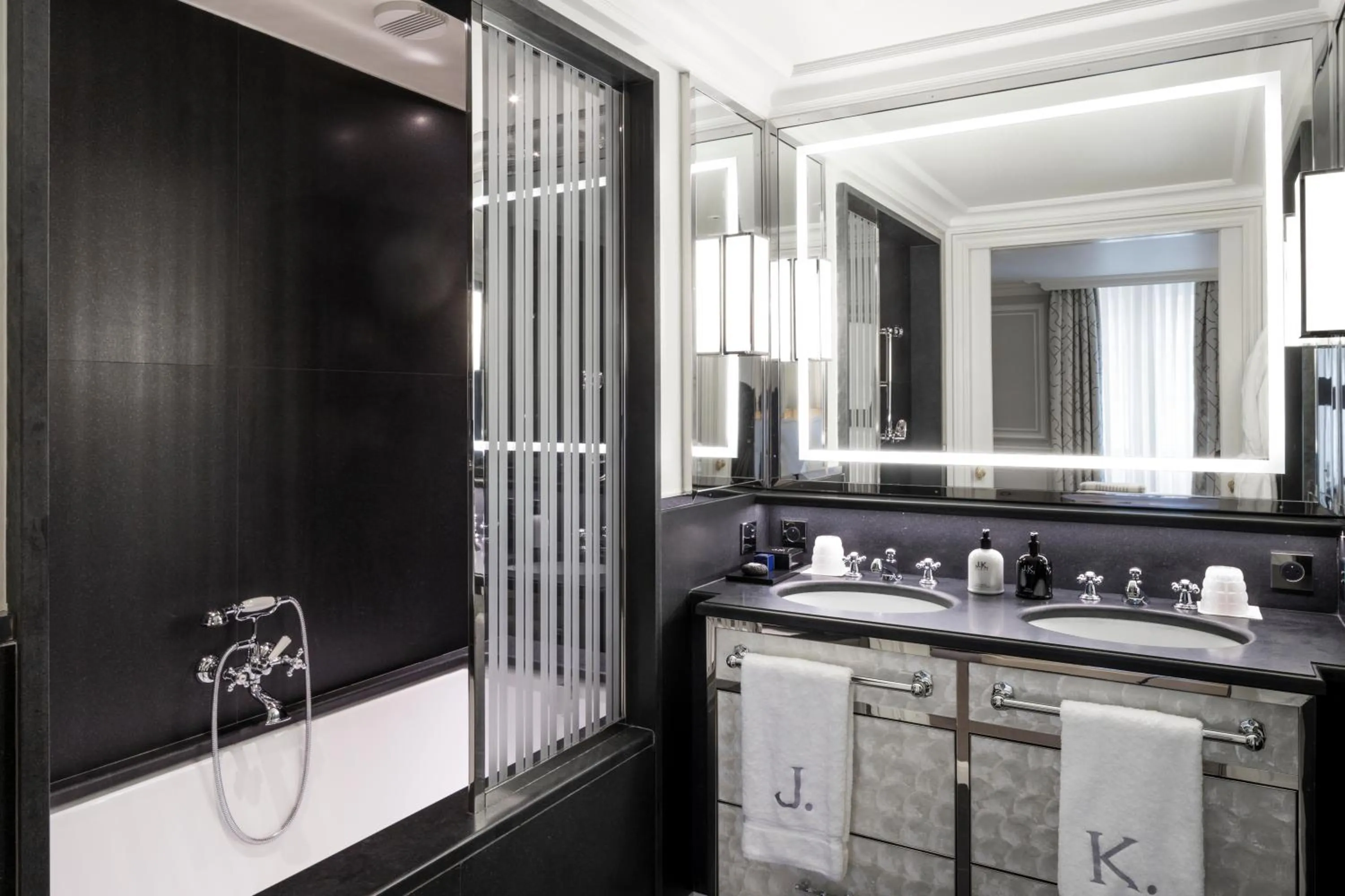 Superior Double or Twin Room in J.K. Place Paris