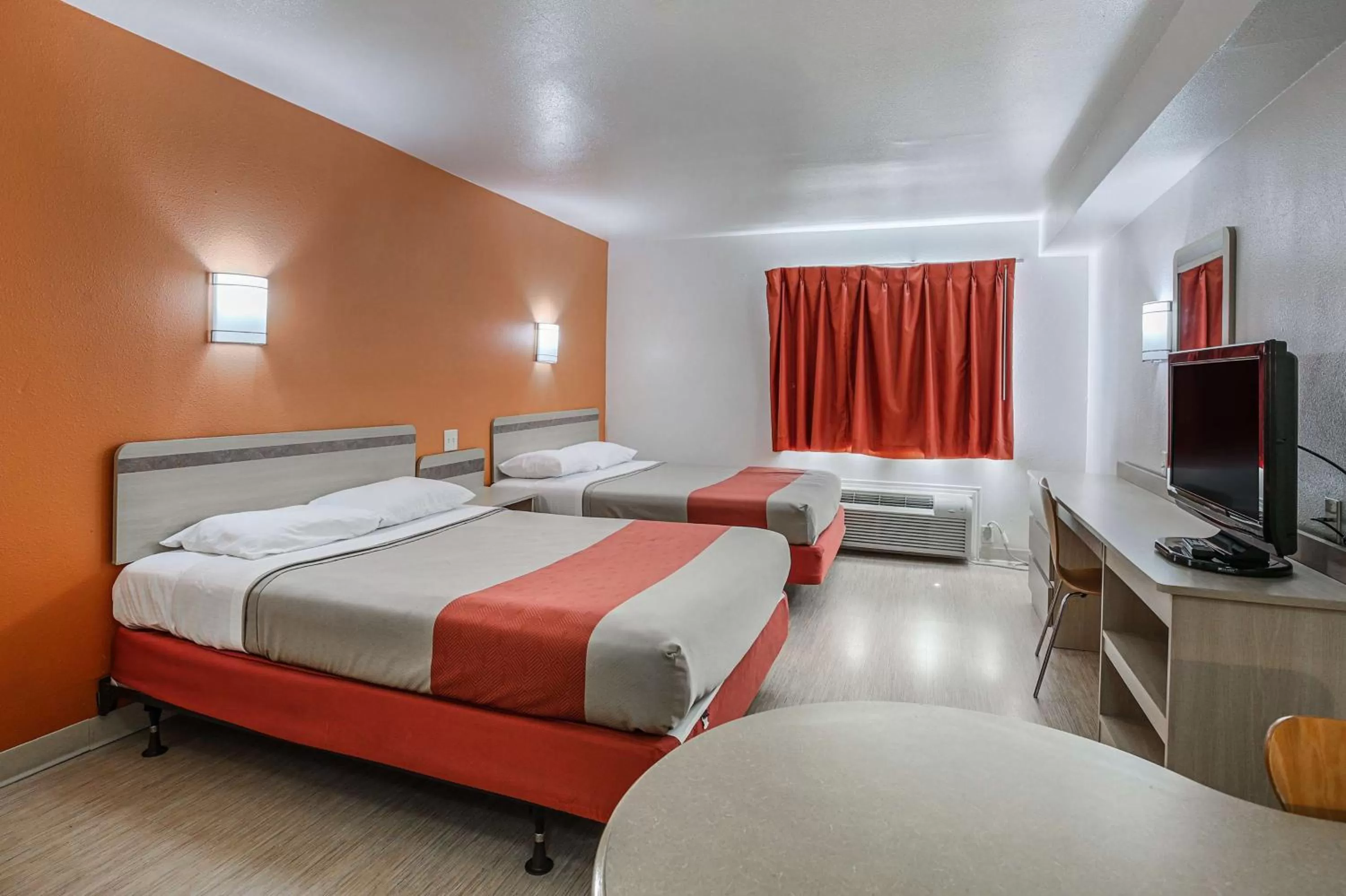 Queen Room with Two Queen Beds - Smoking in Motel 6-Pasadena, TX