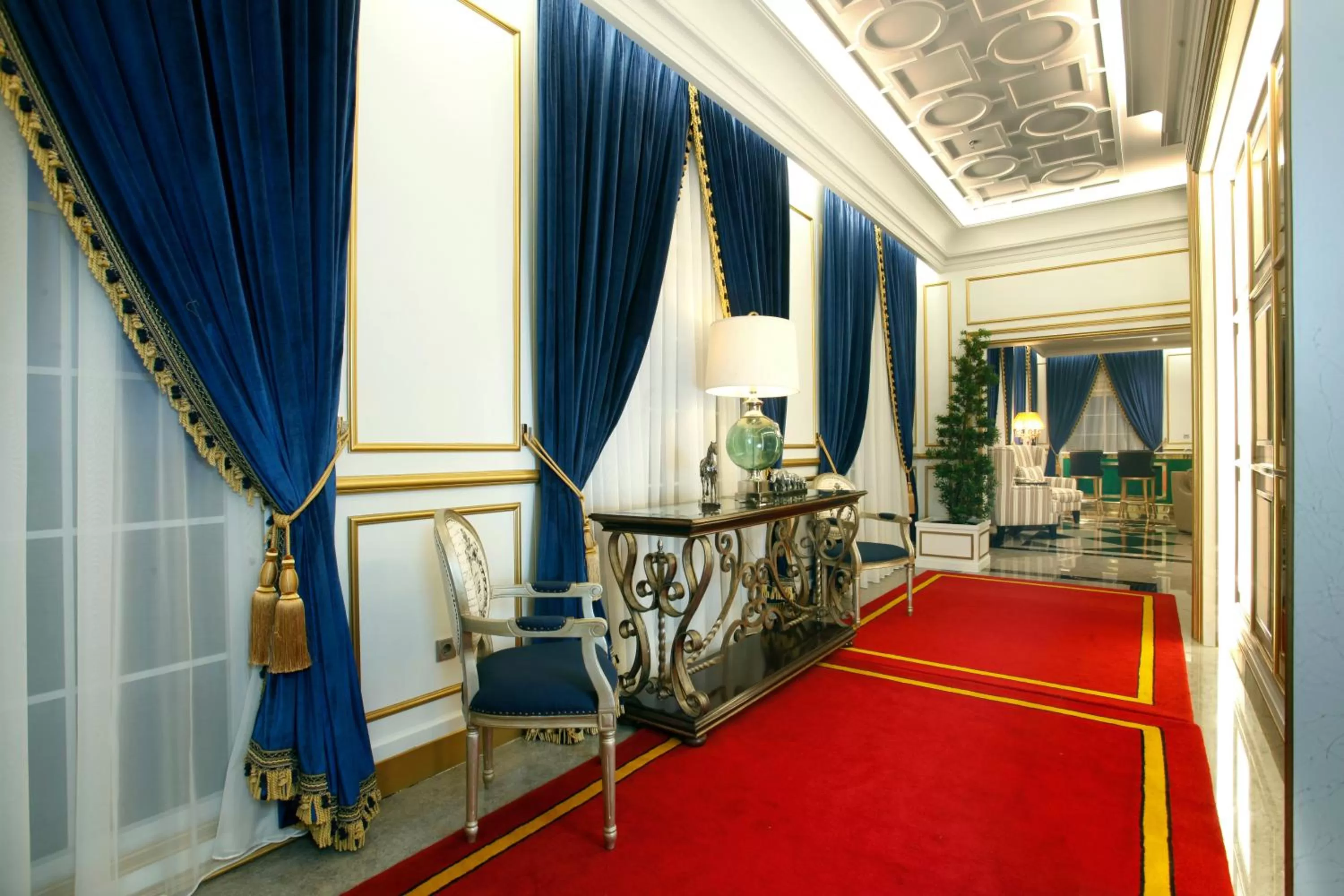 Penthouse with Free Mini-bar in Sofia Boutique Residence