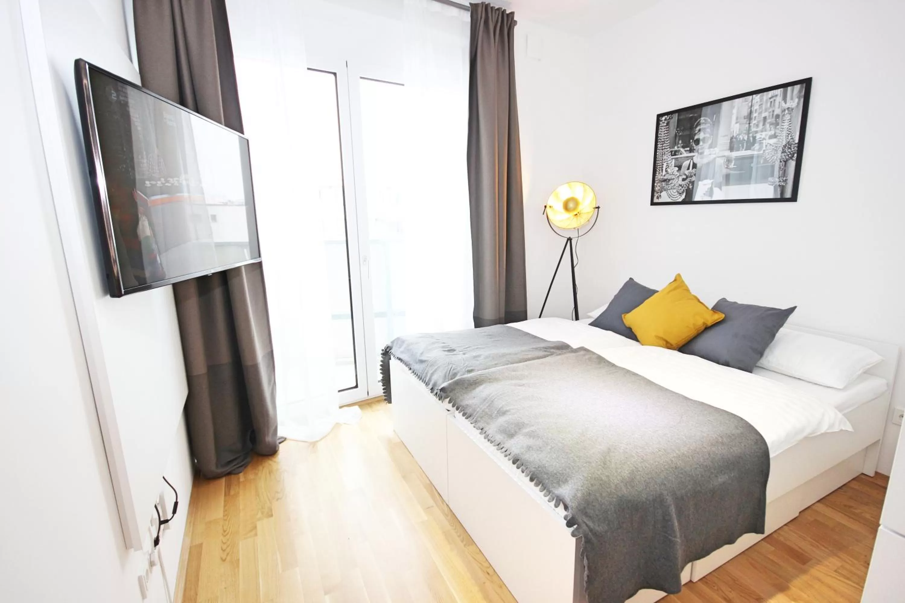 Deluxe Apartment in Apart Hotel Messe Munich - my room Apartments