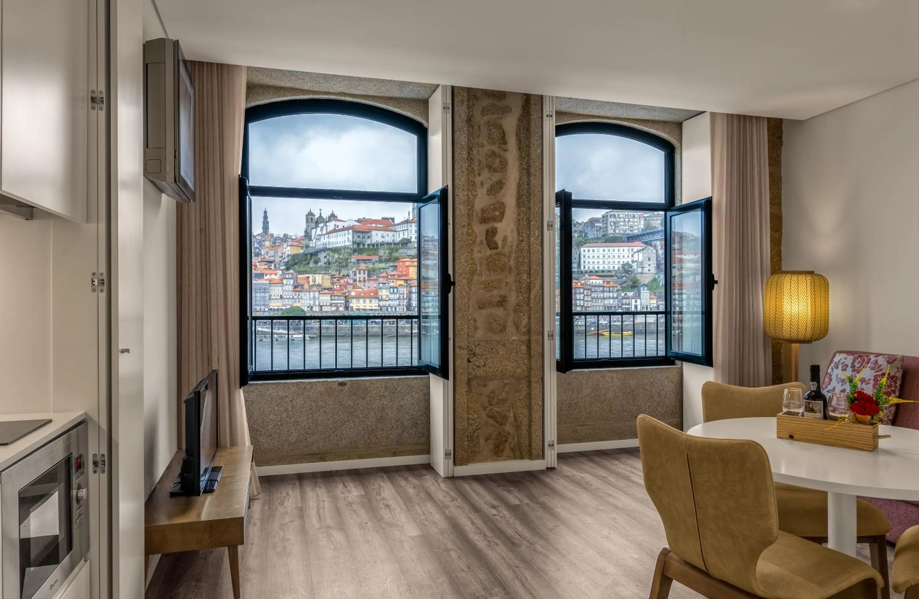 One-Bedroom Apartment with River View in 296 Heritage Apartments