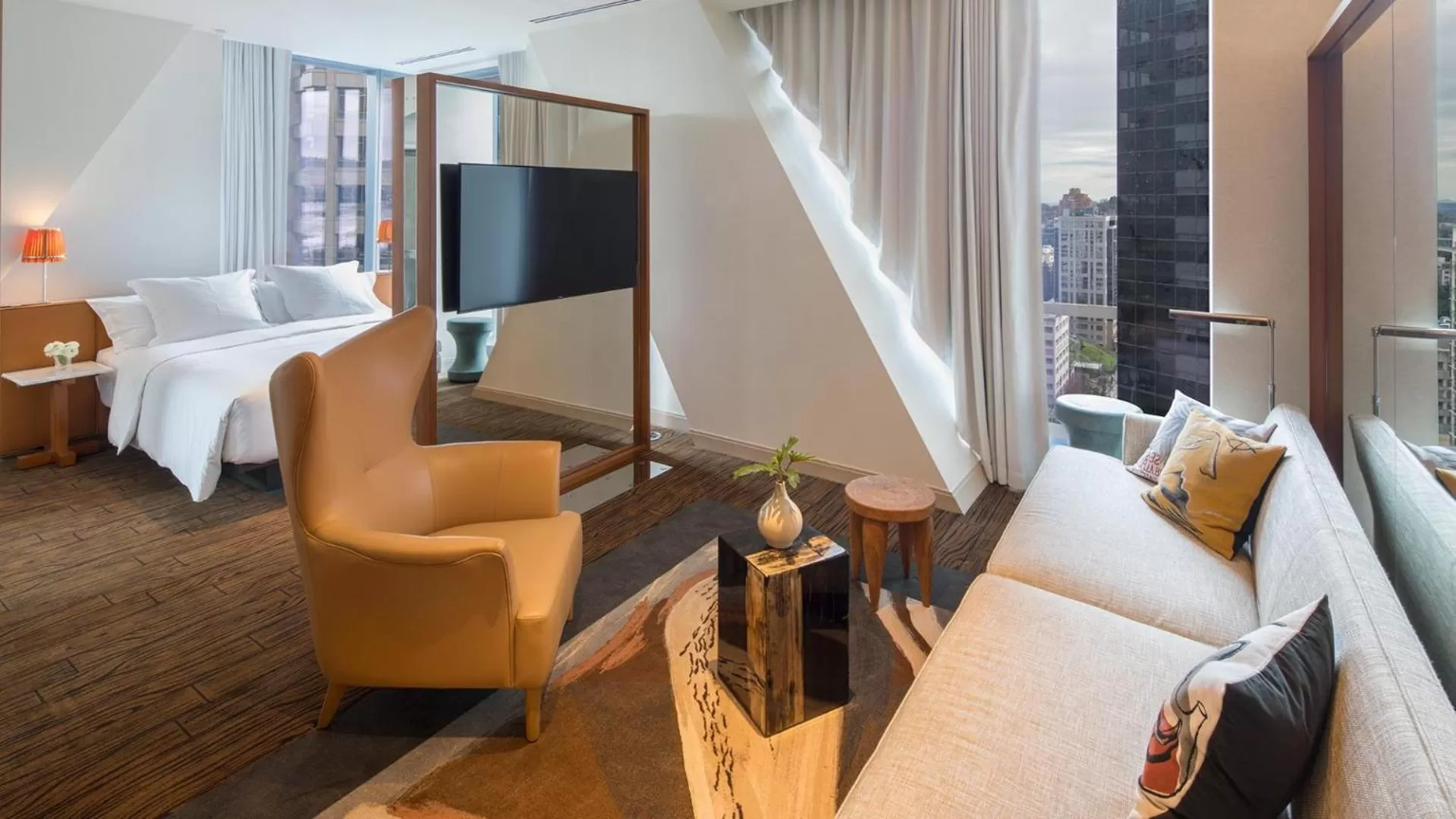 Junior Suite with Disability Access in Lotte Hotel Seattle
