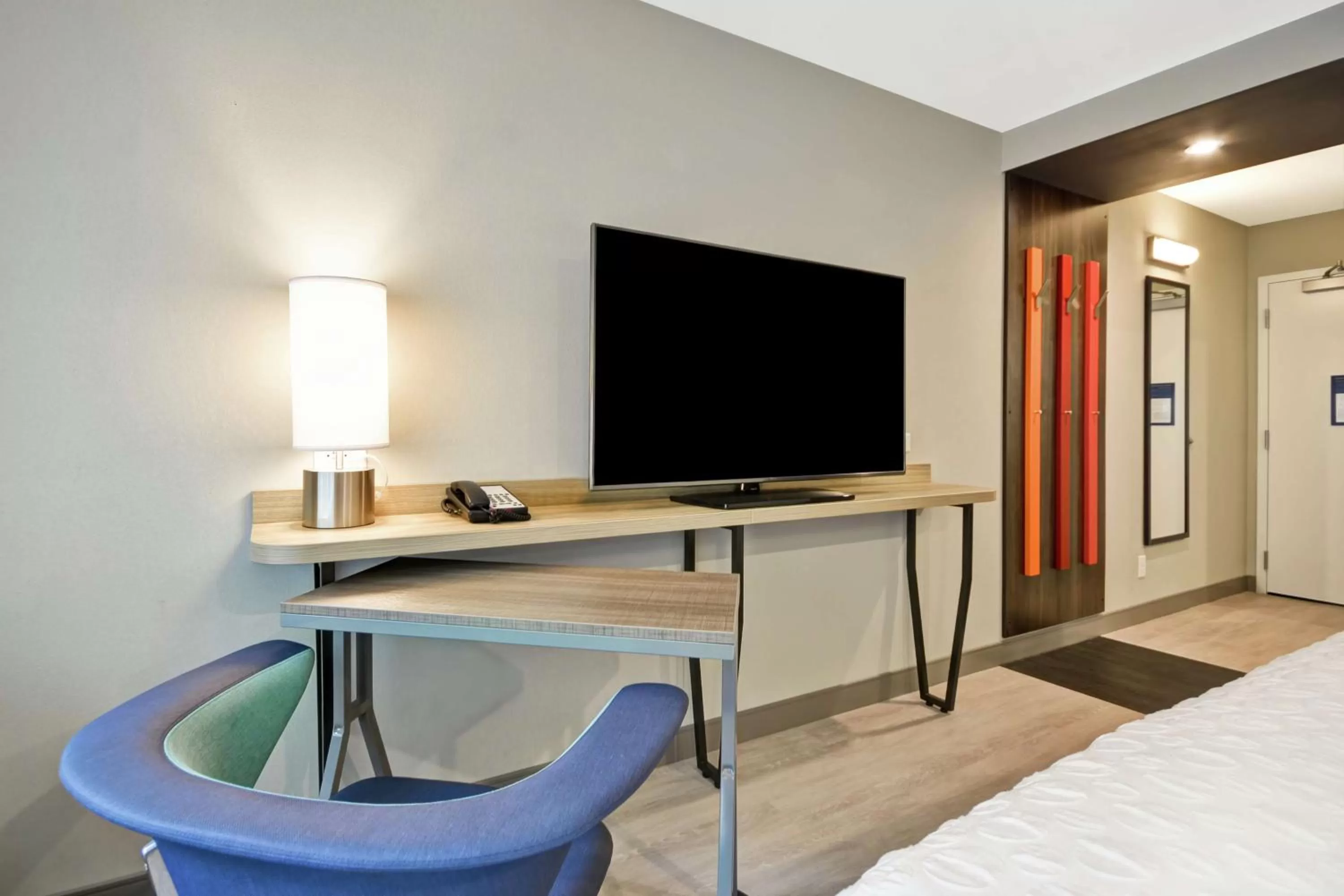 King Room in Tru By Hilton Chicopee Springfield