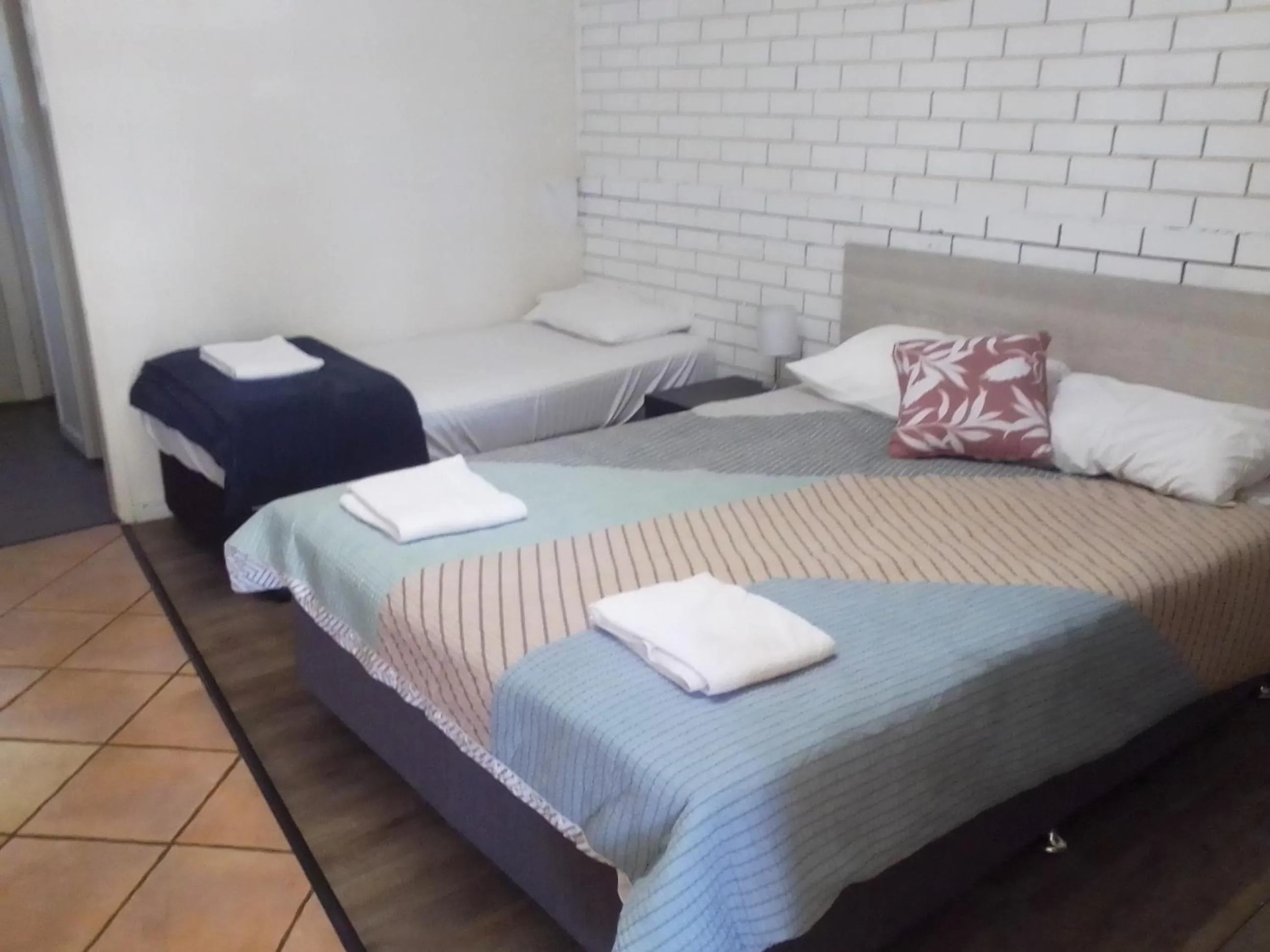 Standard Double or Twin Room in Paradise Motel