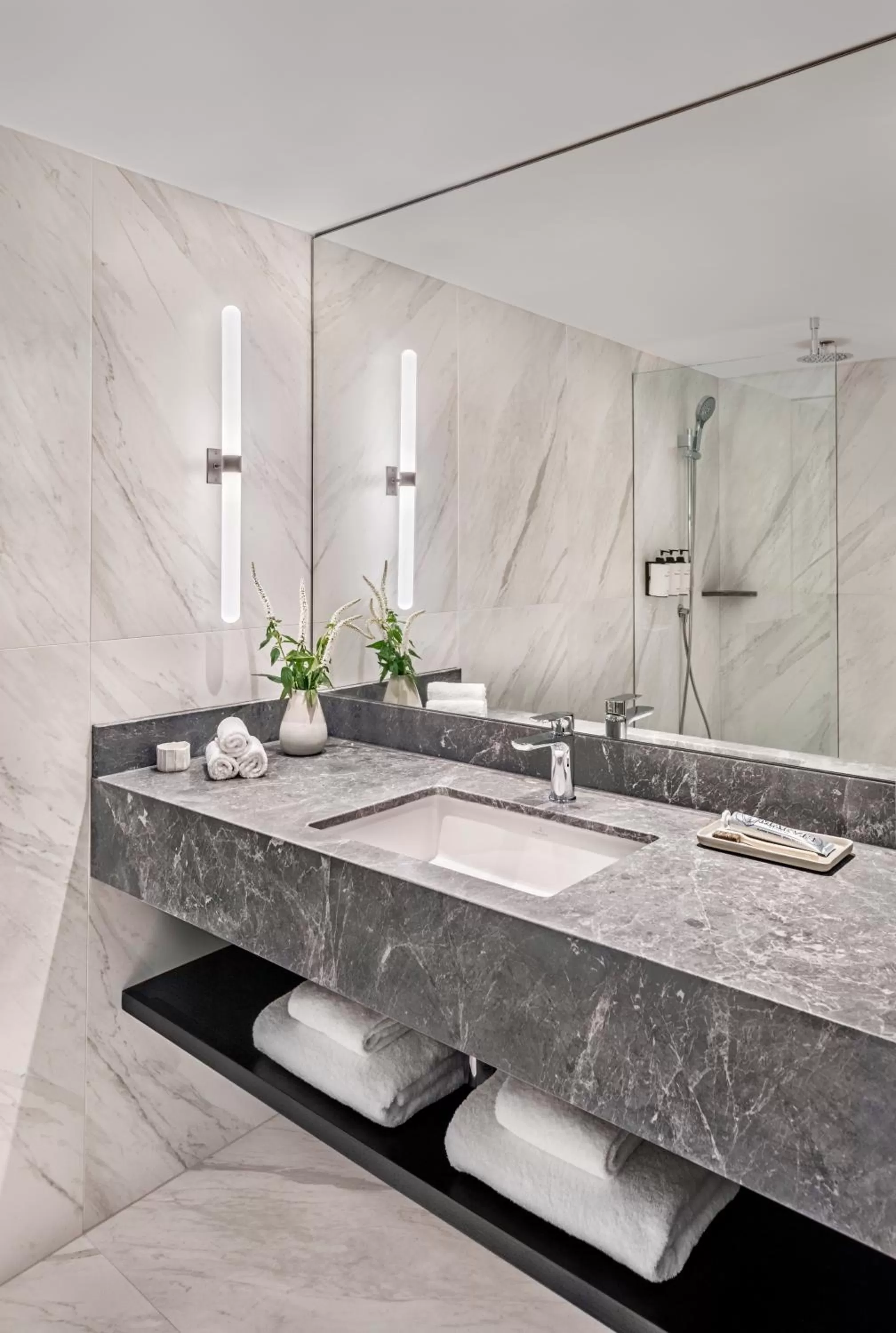 Classic King Room in InterContinental Sydney by IHG