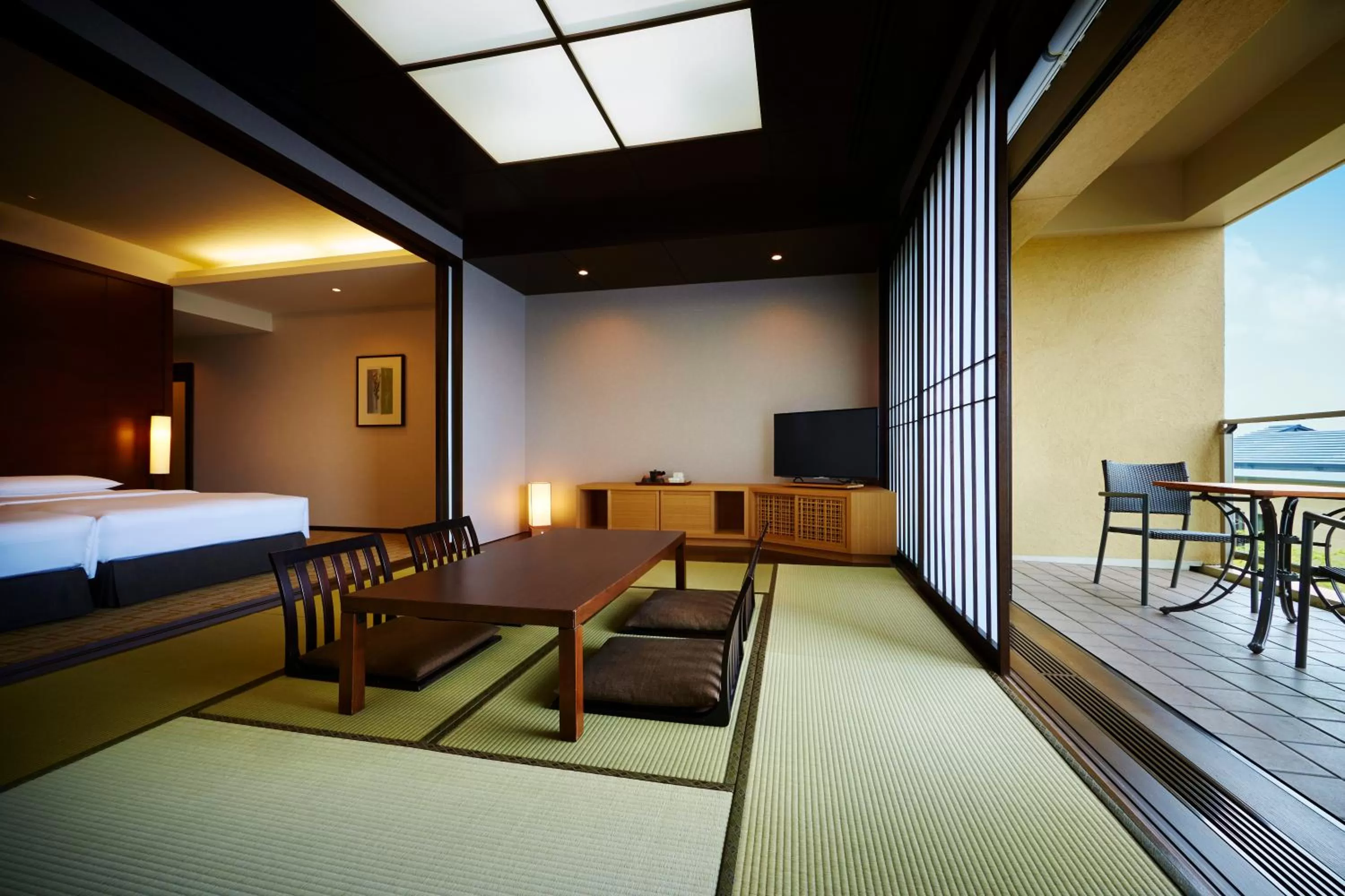 Double Room with Two Single Beds - Tatami Living in Hyatt Regency Hakone Resort and Spa