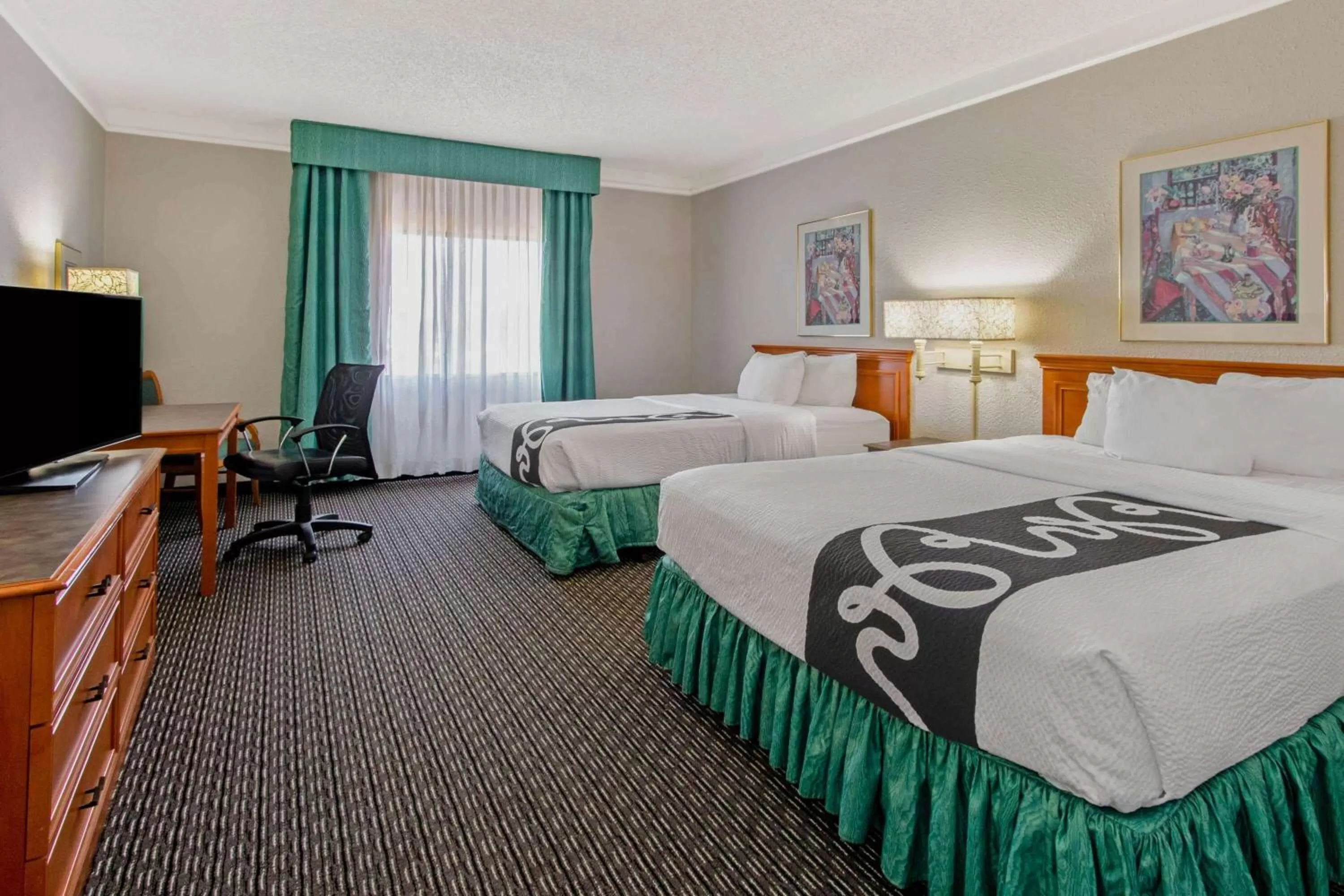 Deluxe Double Room with Two Double Beds - Non-Smoking in La Quinta Inn by Wyndham Las Cruces Mesilla Valley