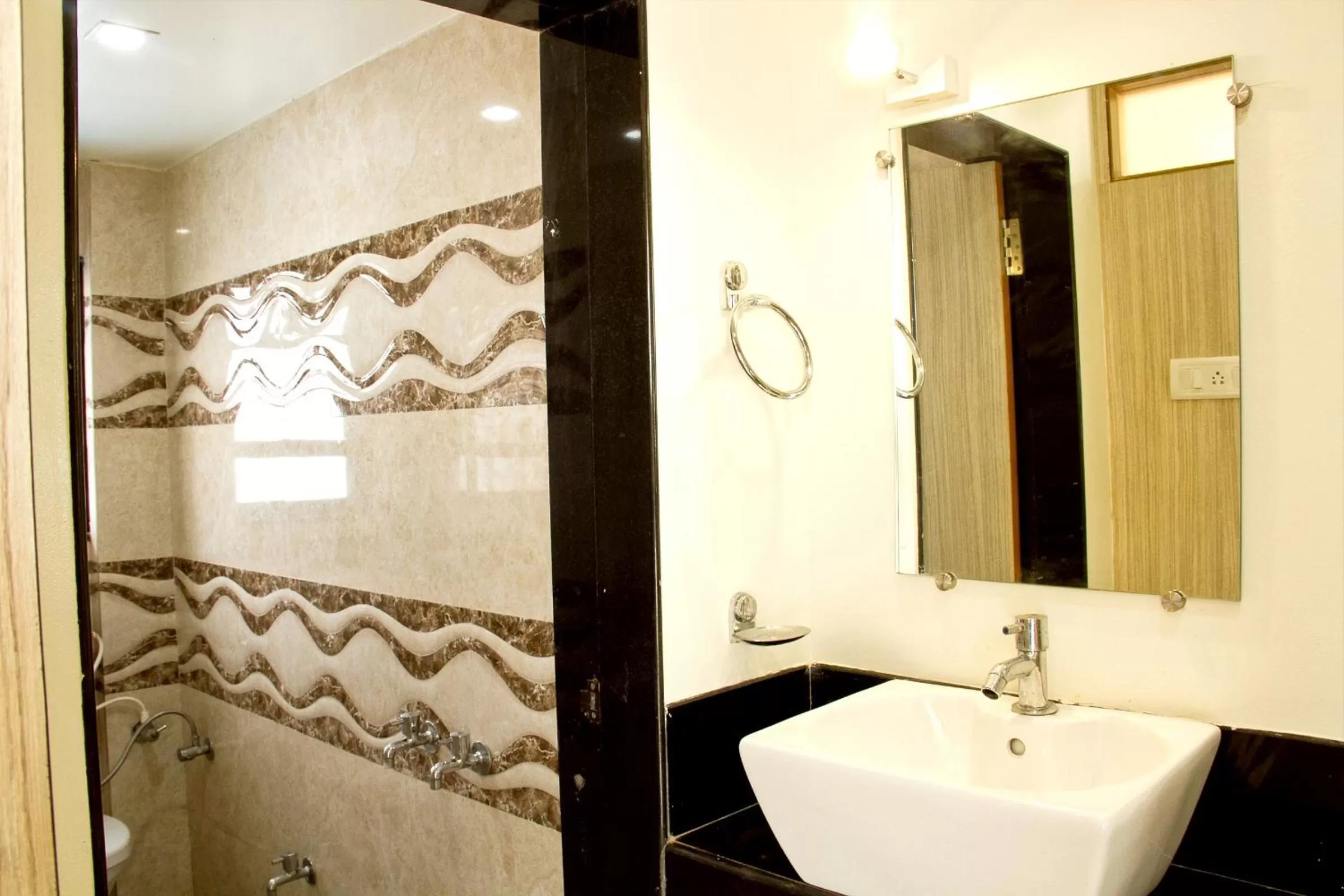 Executive Suite in Hotel Darshan Executive