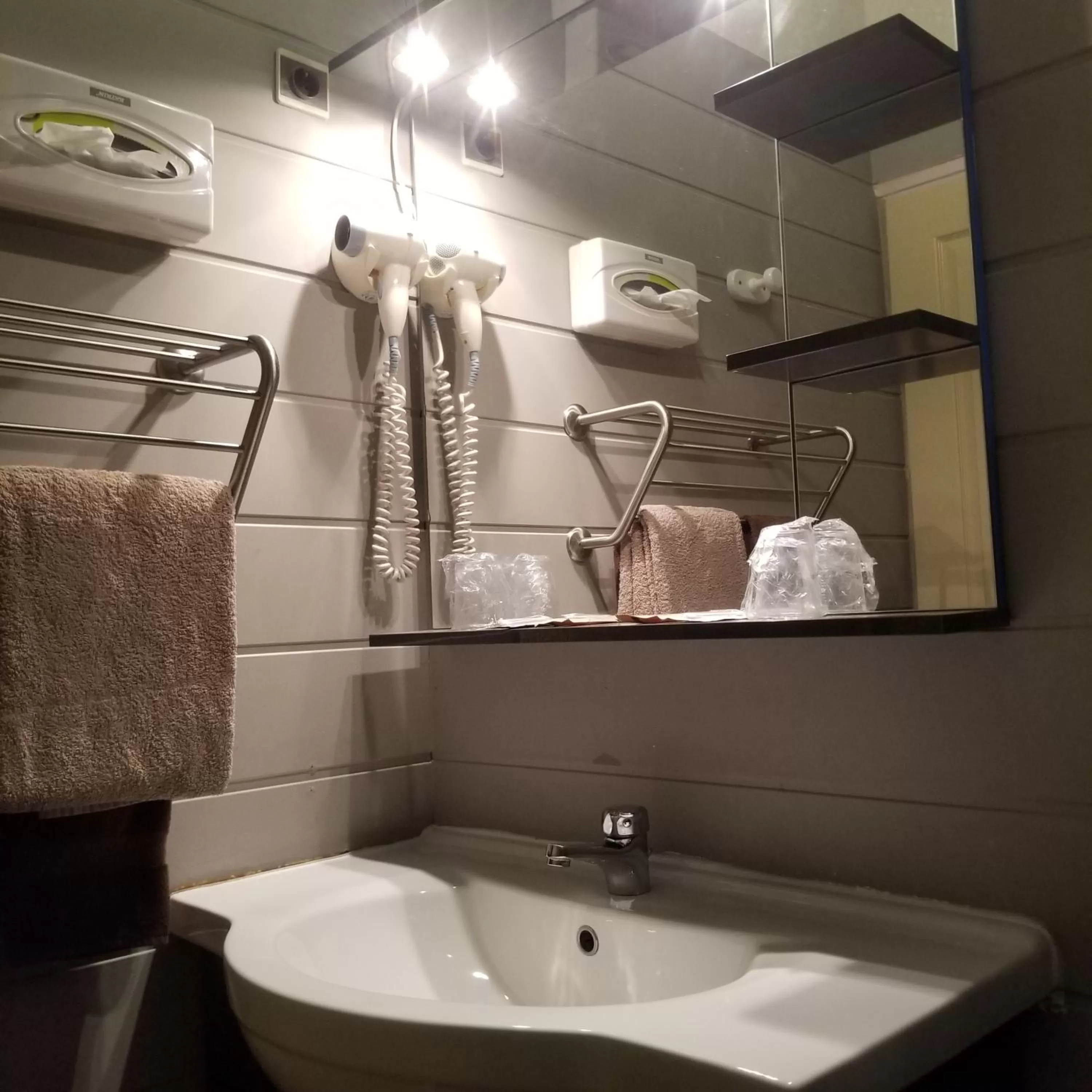 Twin Room in Logis hôtel du terreau