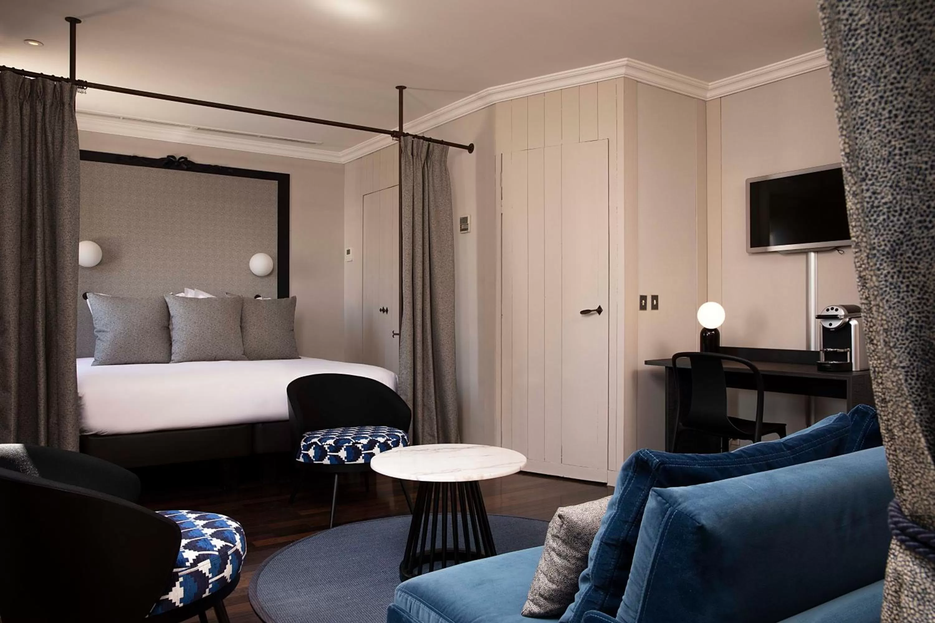 Junior Suite Coco in Hôtel Elysées Régencia