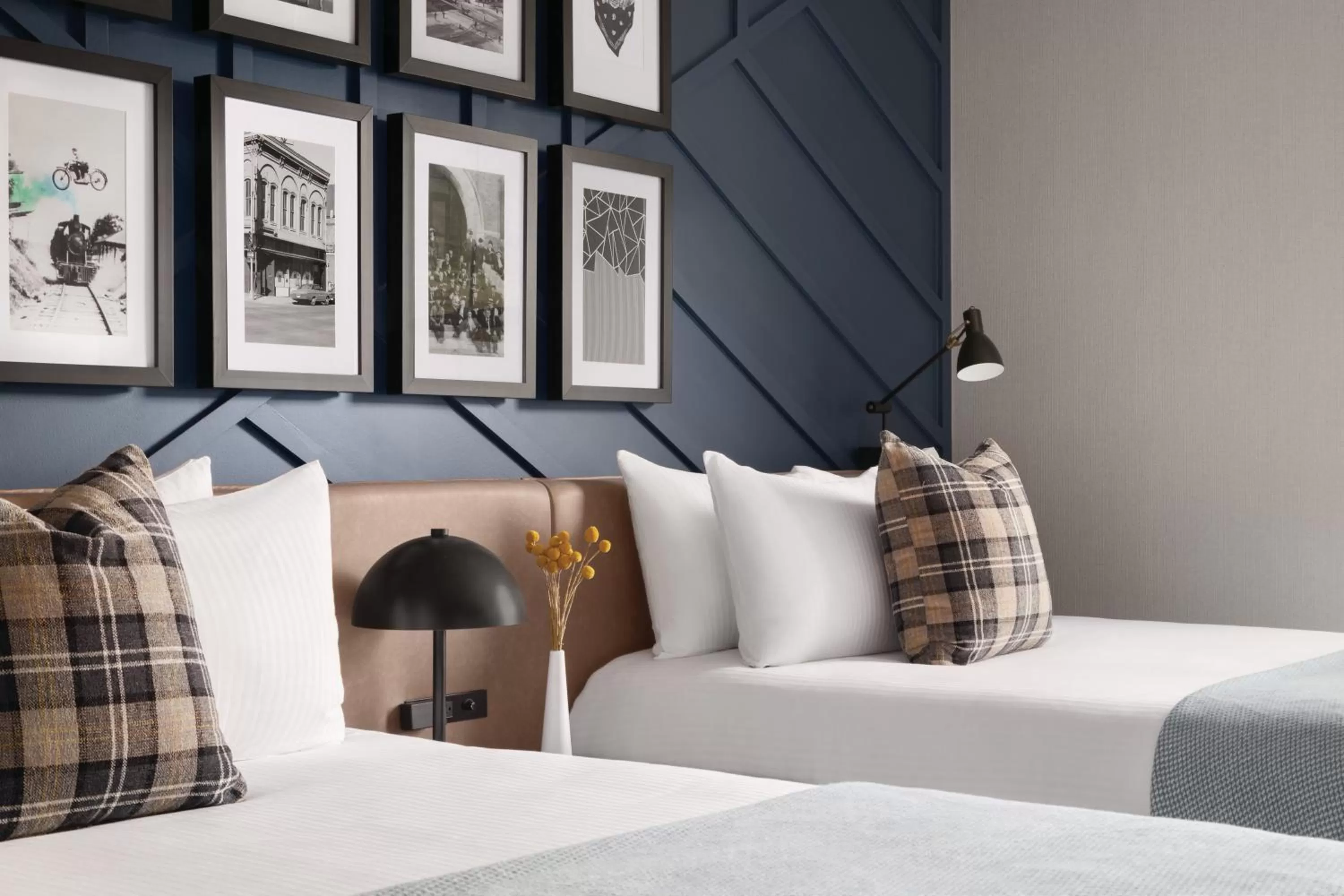 Queen Studio - Disability Access in The Eddy Taproom & Hotel