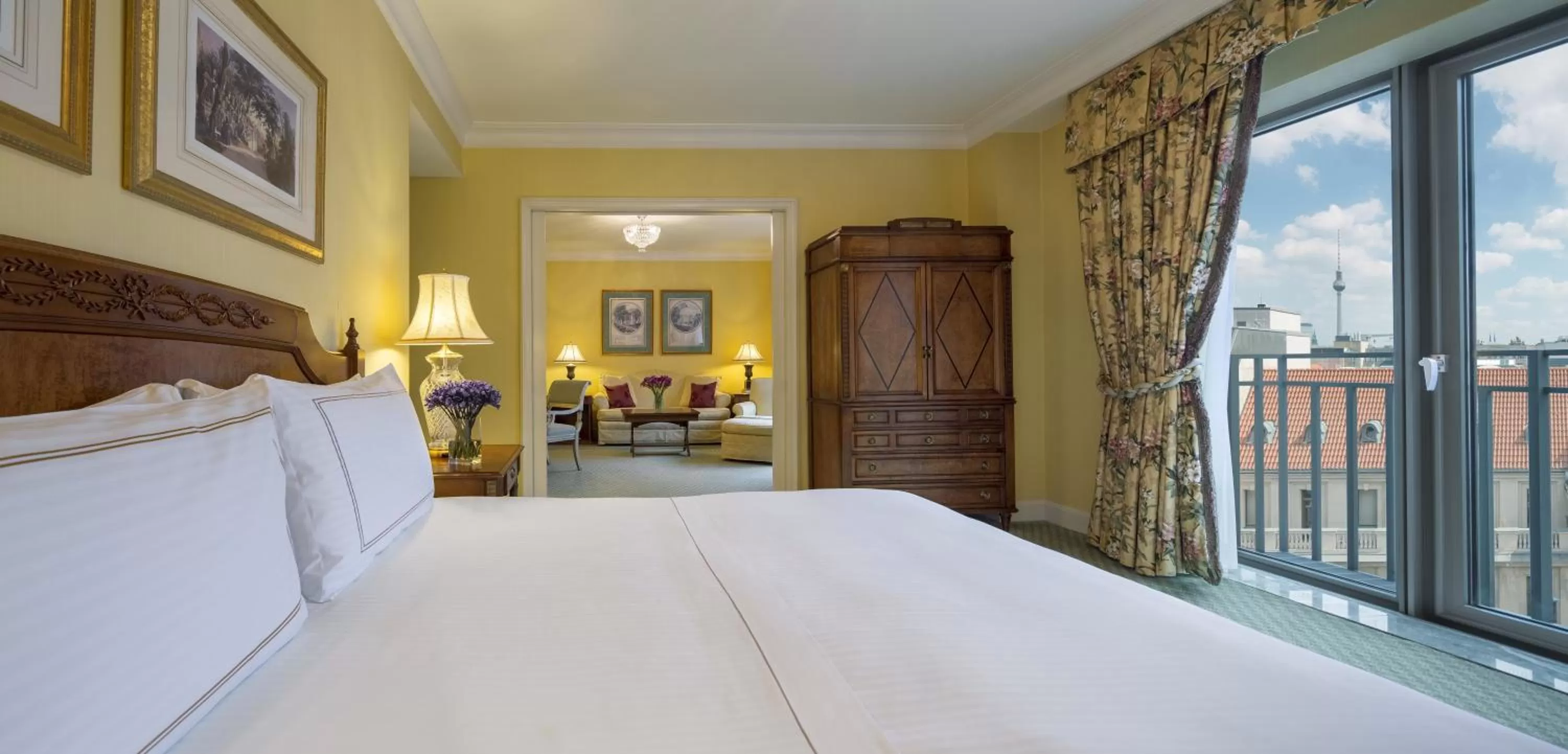 Executive Suite in Regent Berlin by IHG