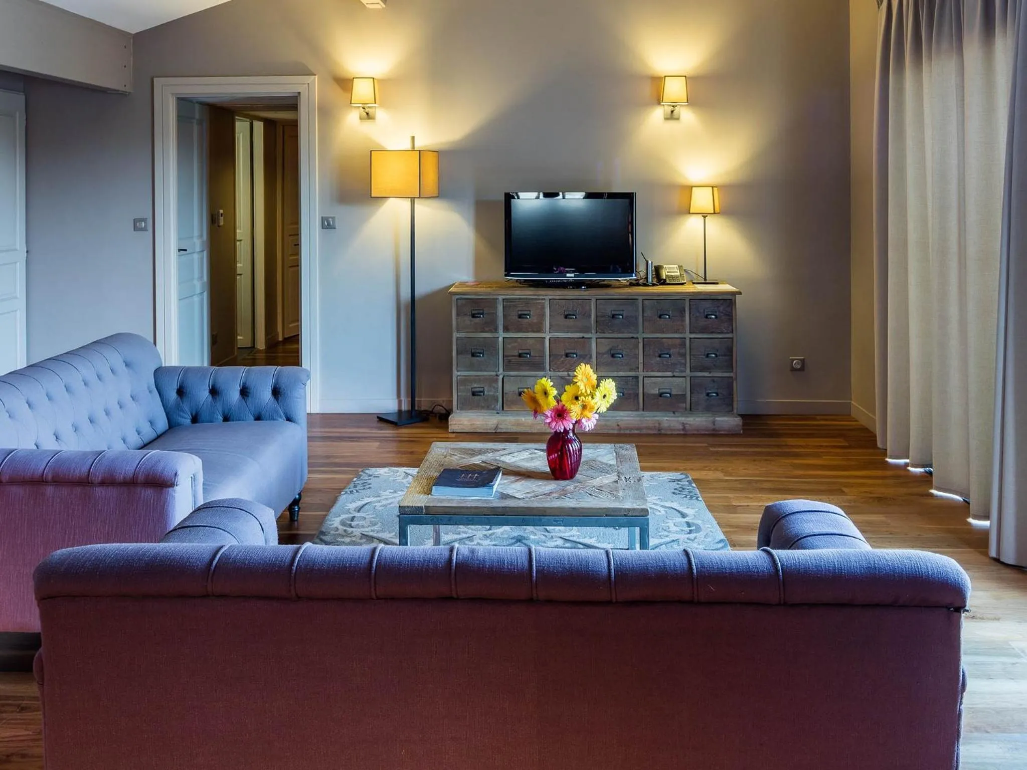 Two-Bedroom Apartment in Garrigae Distillerie de Pezenas - Hotellerie & Spa