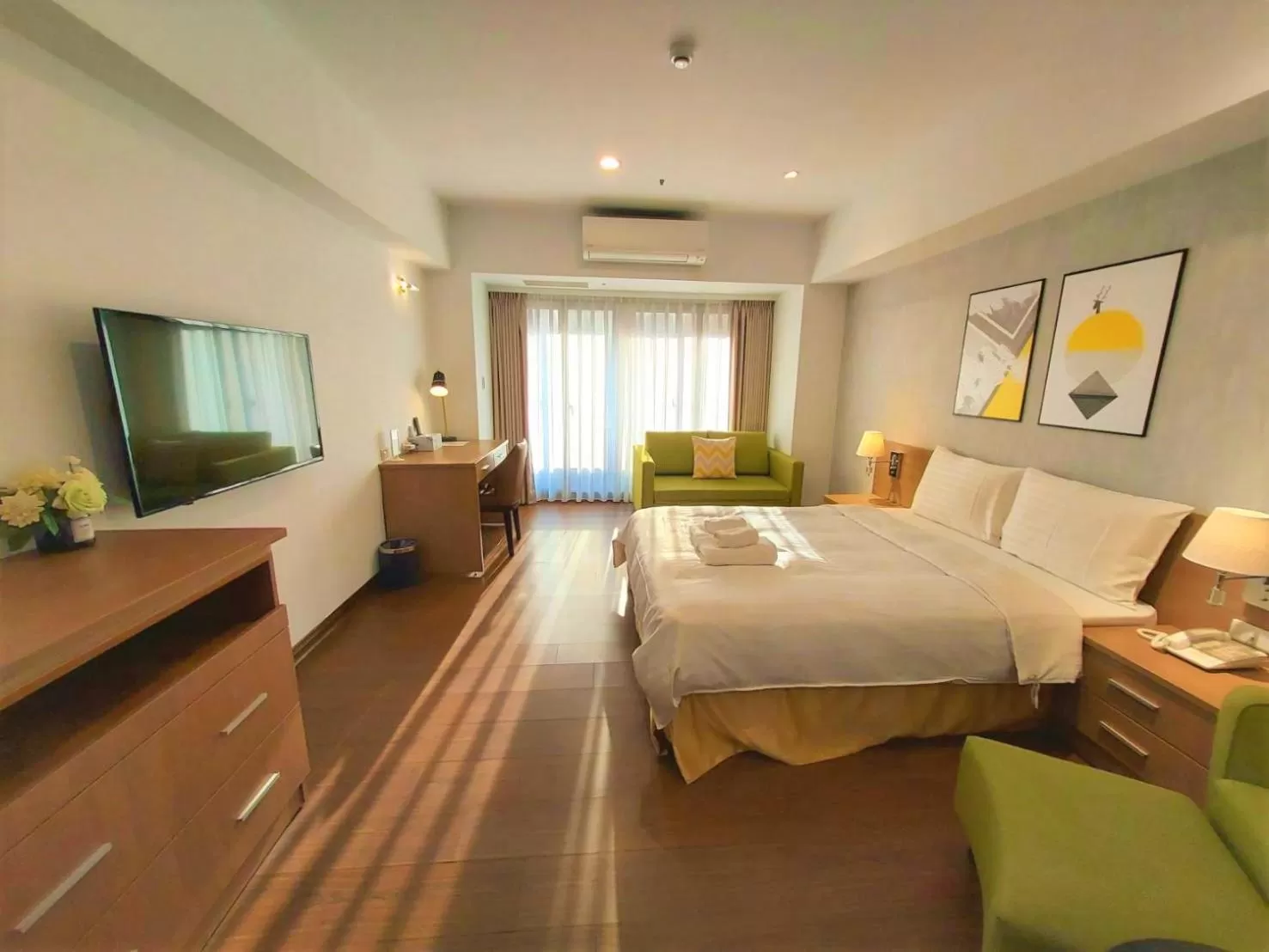 Double Room with Balcony in Sky19 Hotel