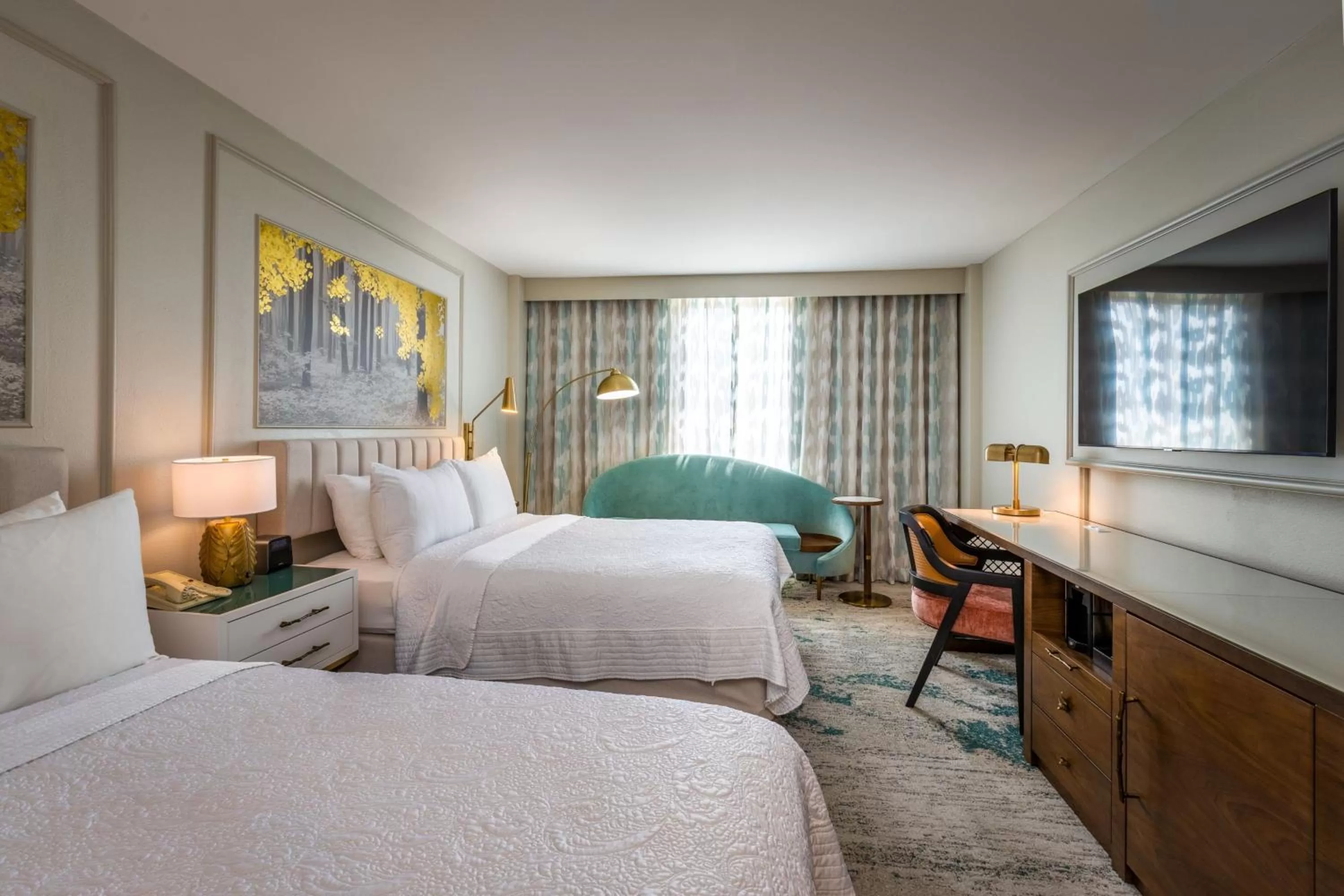 Queen Room with Two Queen Beds and Adapted Tub - Mobility and Hearing Accessible in Castle Hotel, Autograph Collection