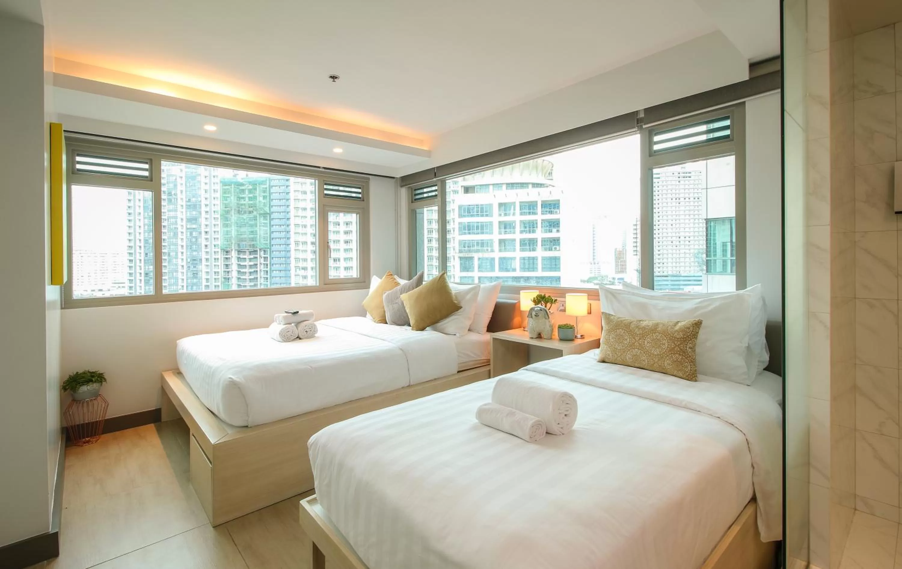 Smart Plus Room in The Mini Suites Eton Tower Makati