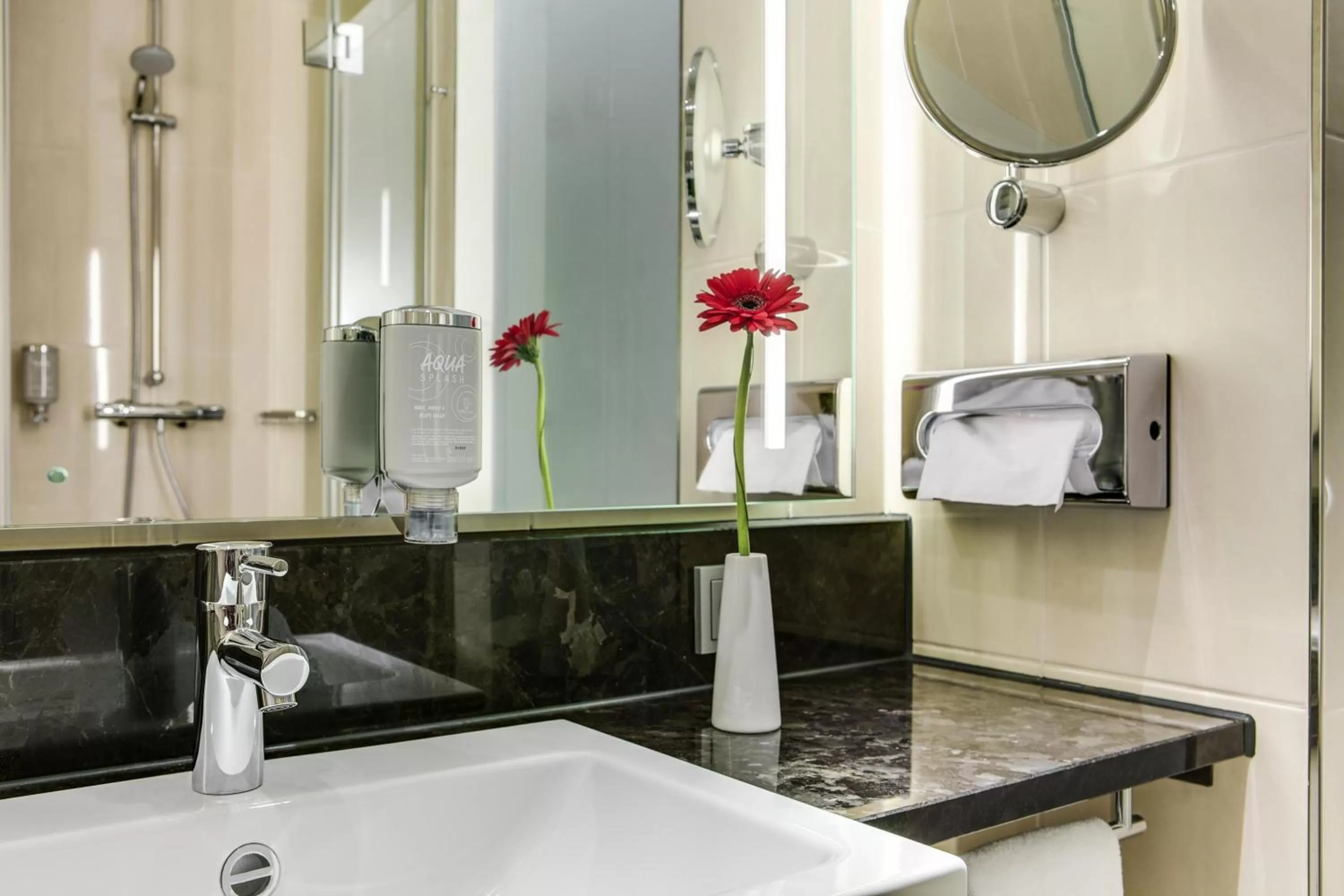 Bathroom in IntercityHotel Bonn City