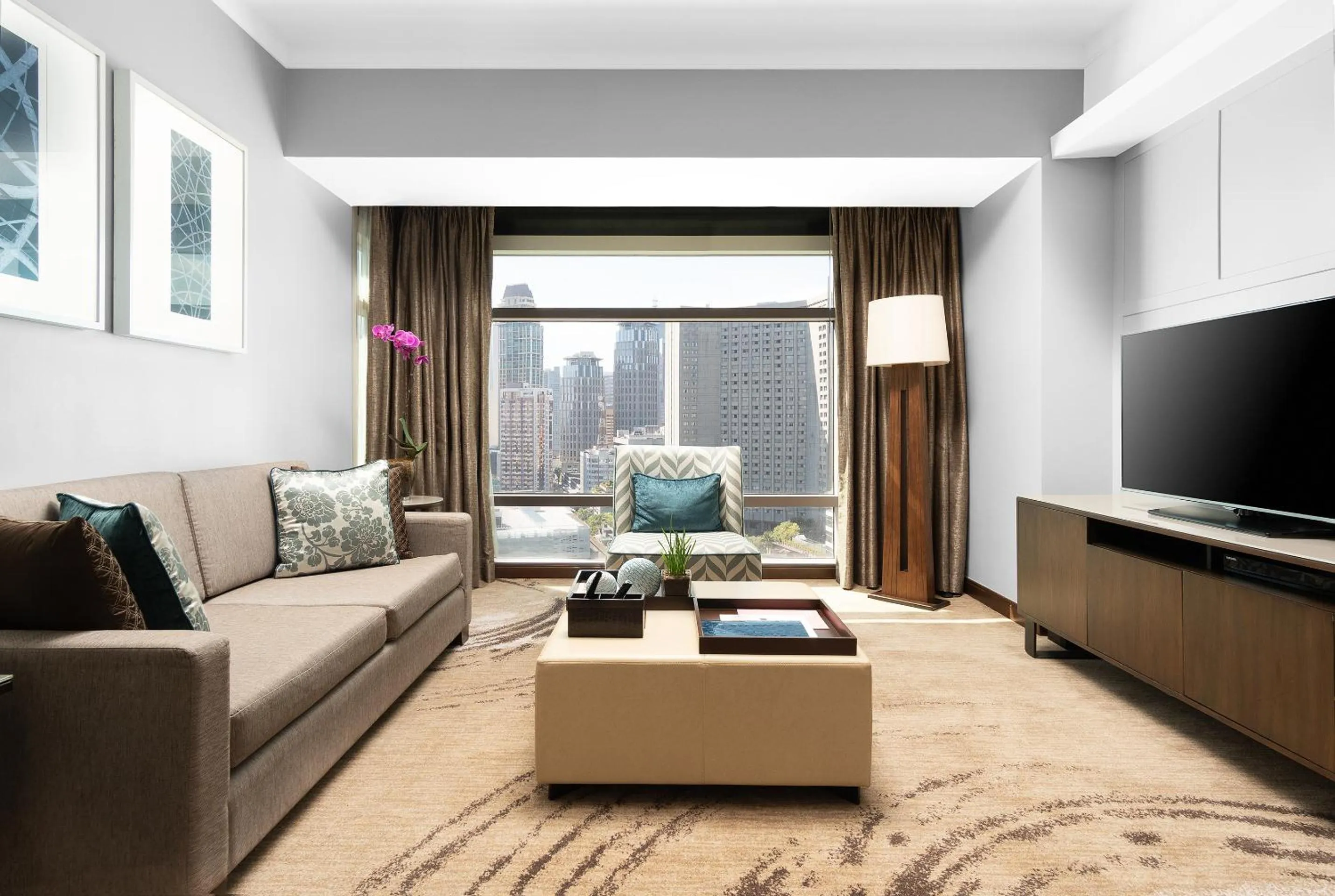 Executive One-Bedroom Apartment in Ascott Makati