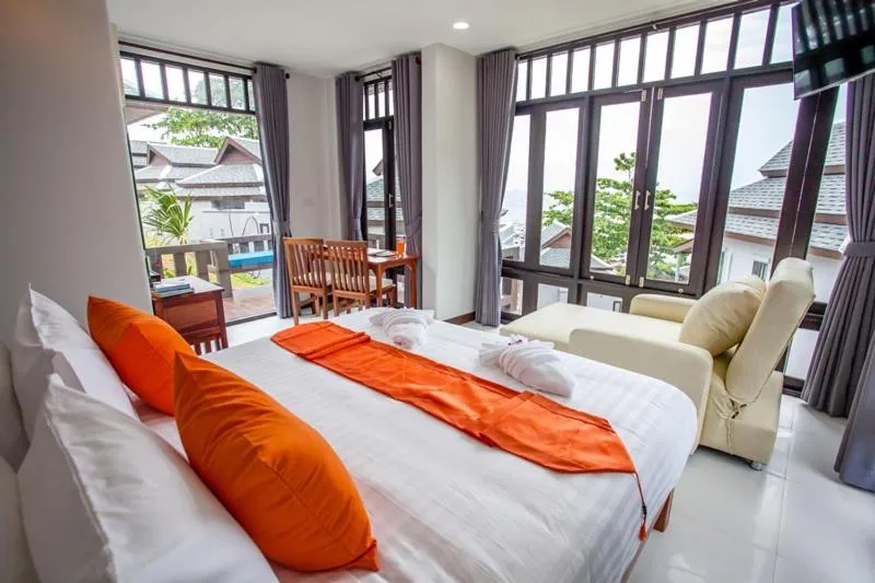 Deluxe Villa in Lanta Corner Resort