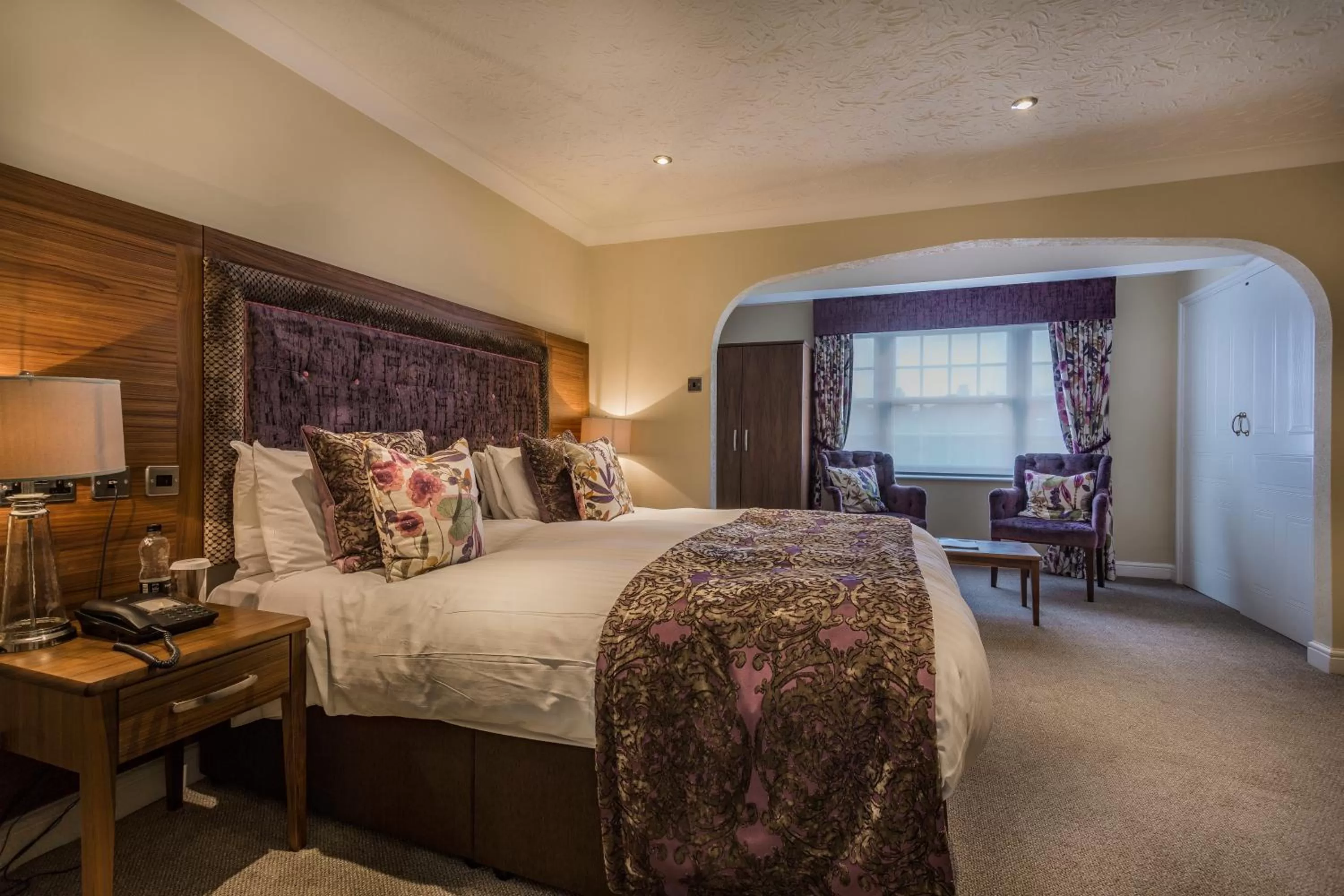 Deluxe Double Room in The Admiral Rodney Hotel, Horncastle, Lincolnshire - The Coaching Inn Group