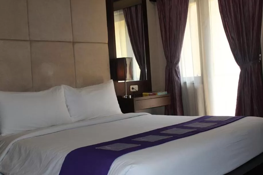 Superior King Room with Breakfast in Metro Hotel Jababeka