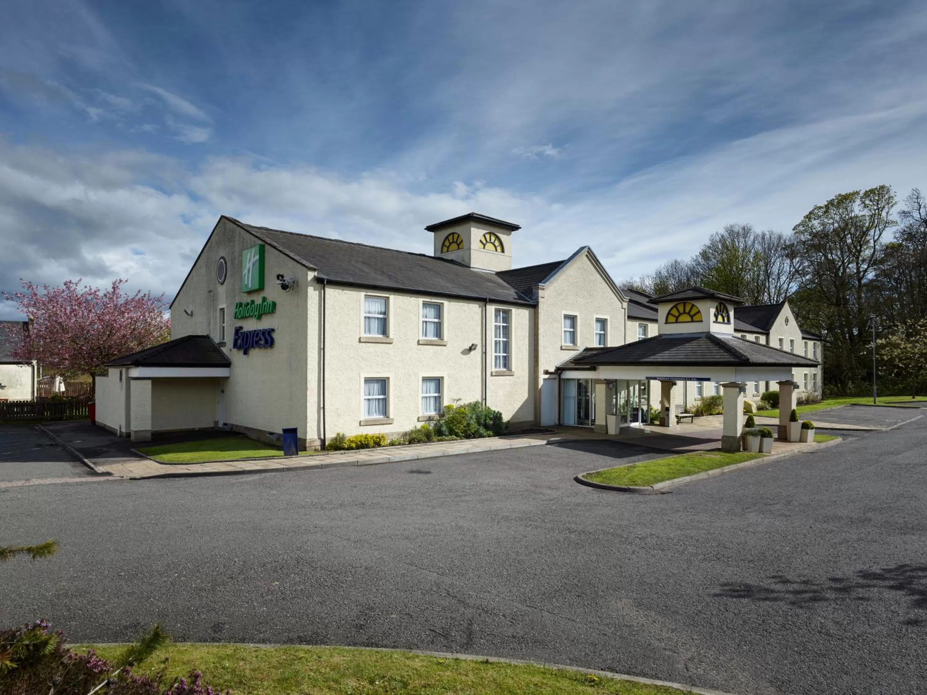 Holiday Inn Express Glenrothes by IHG